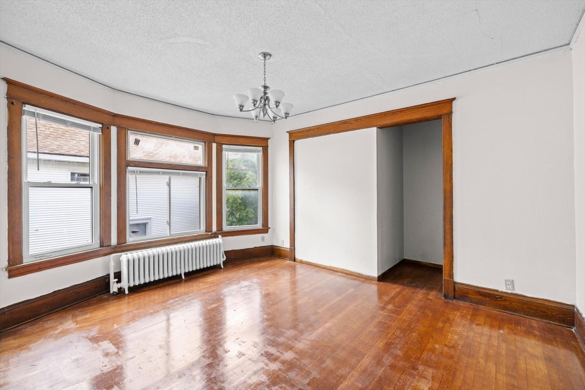 2nd image of 101 Litchfield St, Saint Paul, MN 55117 | MLS# 7122137