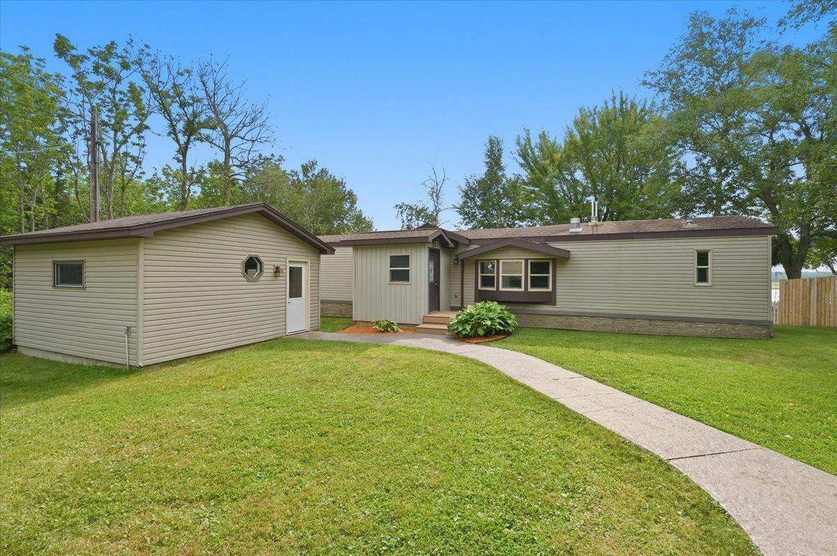 1st image of 5226 E Lake Rd, Saginaw, MN 55779 | MLS# 7122147