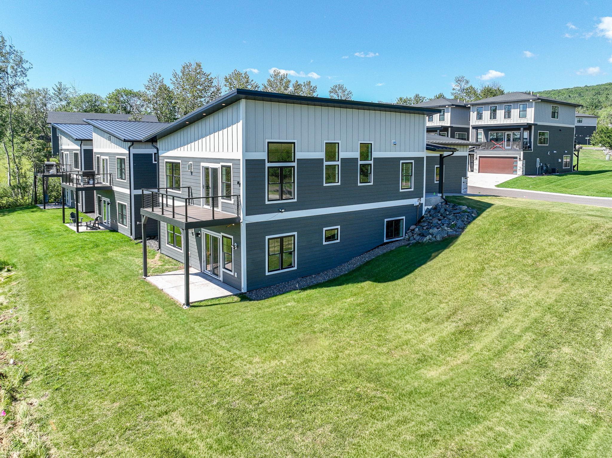 3rd image of 8602 Maynard Pl, Duluth, MN 55808 | MLS# 7122156