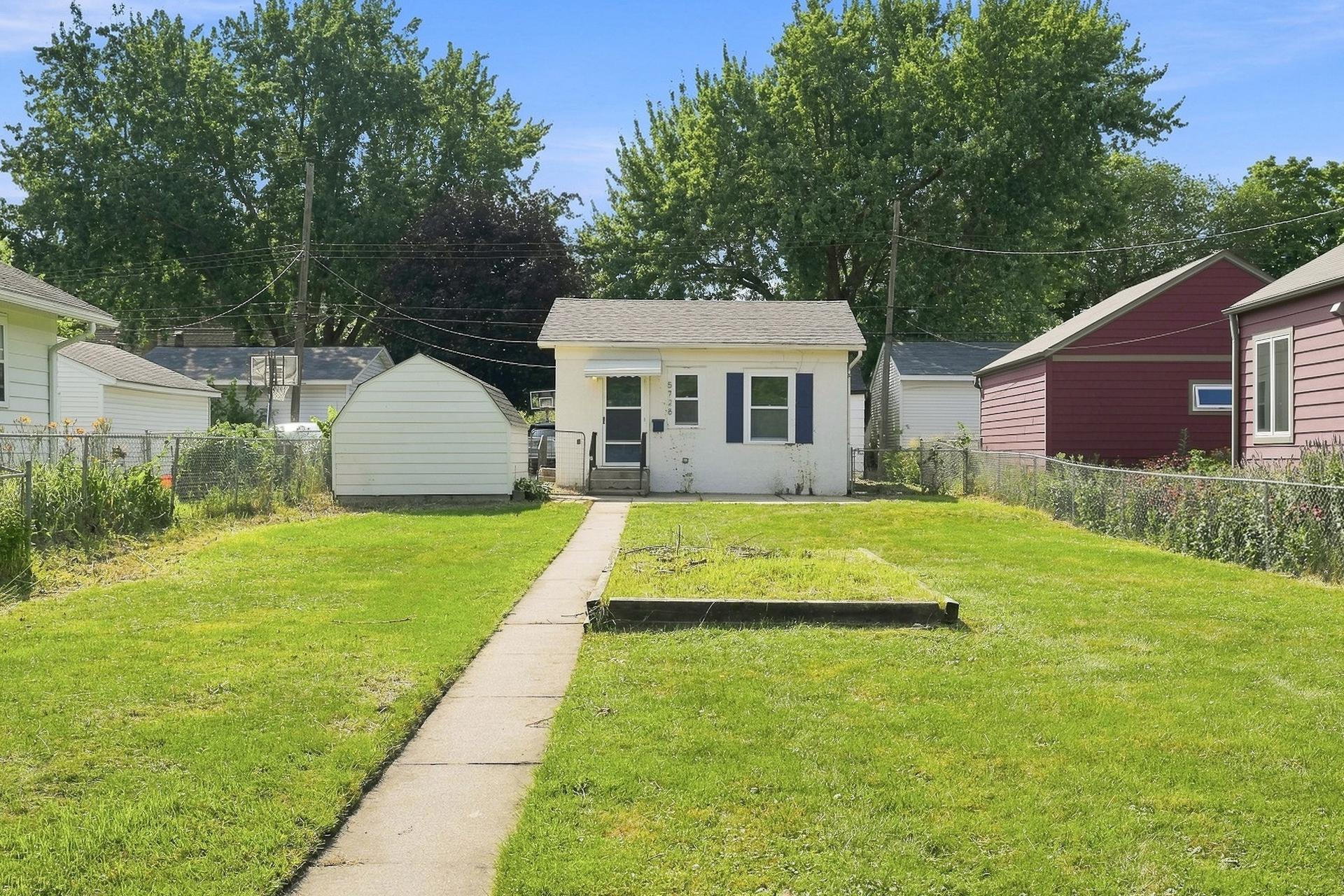 1st image of 5728 26th Ave S, Minneapolis, MN 55417 | MLS# 7122164