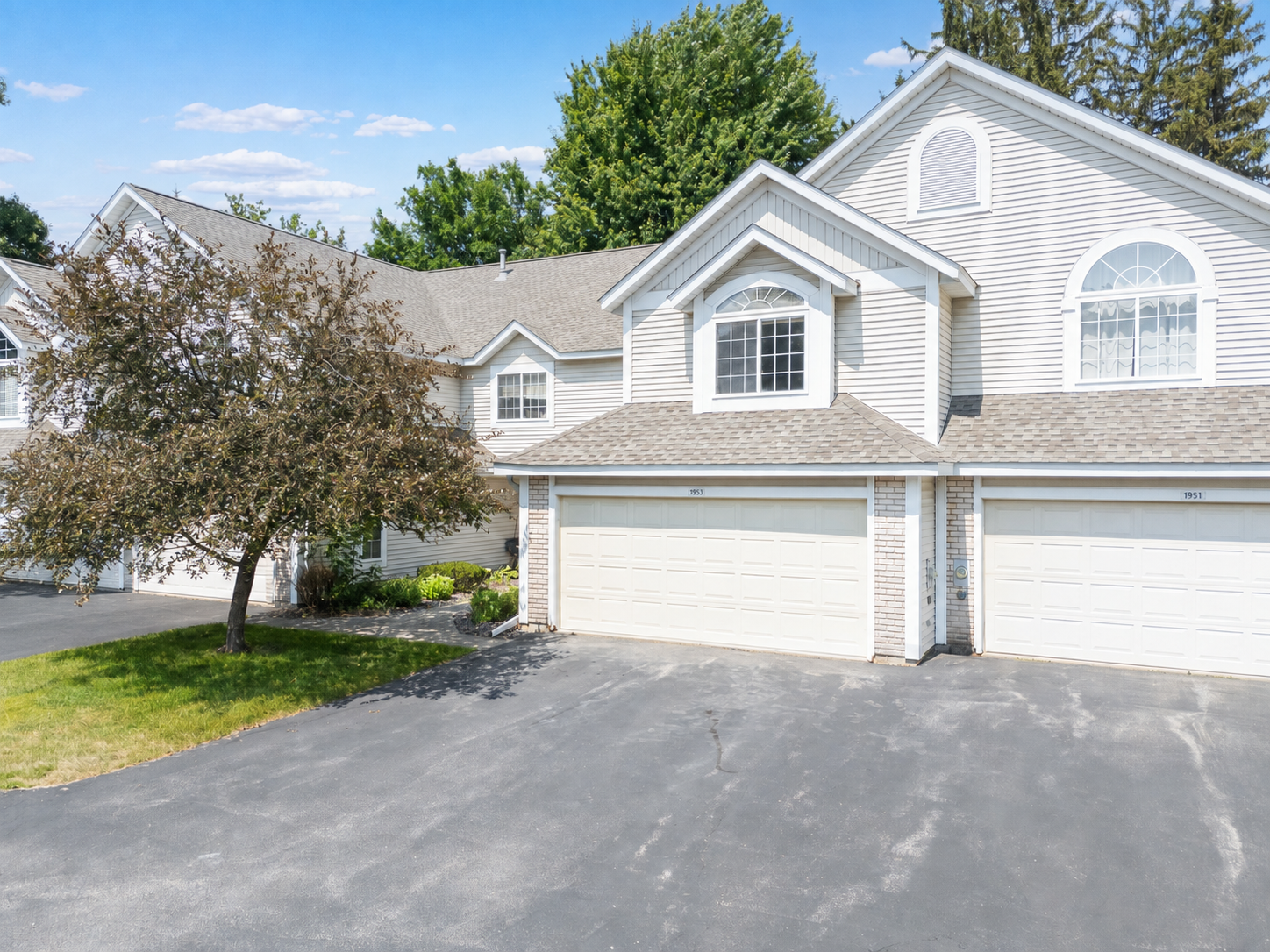 1st image of 1953 Waterford Pl Sw, Rochester, MN 55902 | MLS# 7122206