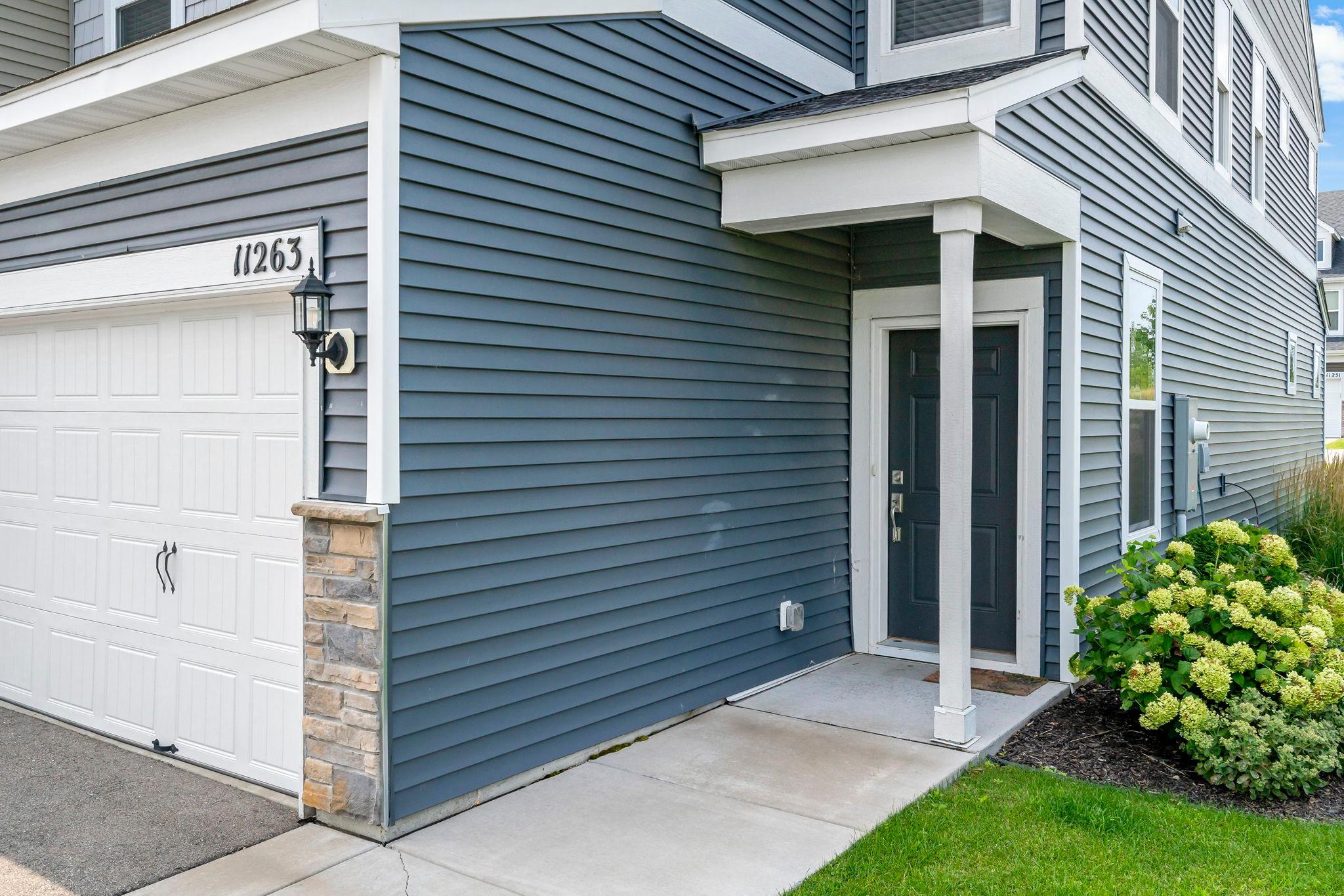 2nd image of 11263 Crestbury Dr, Saint Paul, MN 55129 | MLS# 7122269