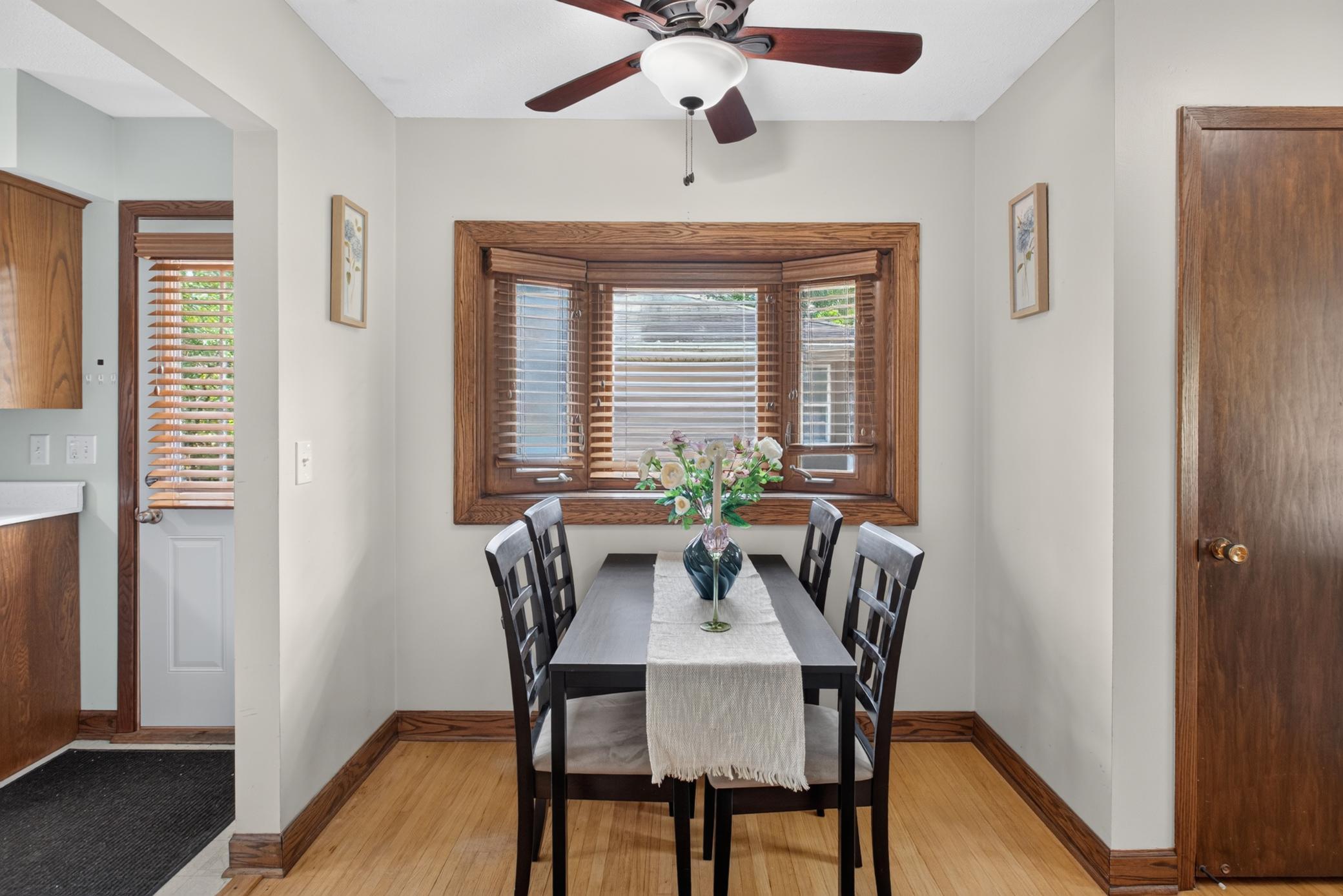 5th image of 1212 Sugar Ln, Chaska, MN 55318 | MLS# 7122277