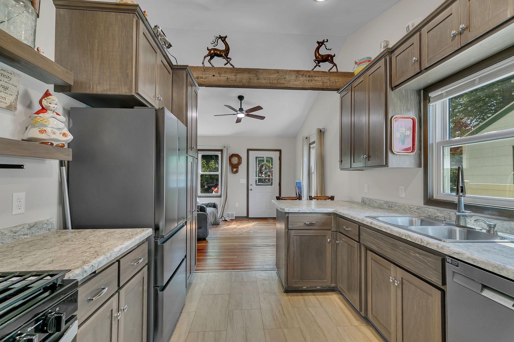 3rd image of 321 32Nd Ave N, Saint Cloud, MN 56303 | MLS# 7122305