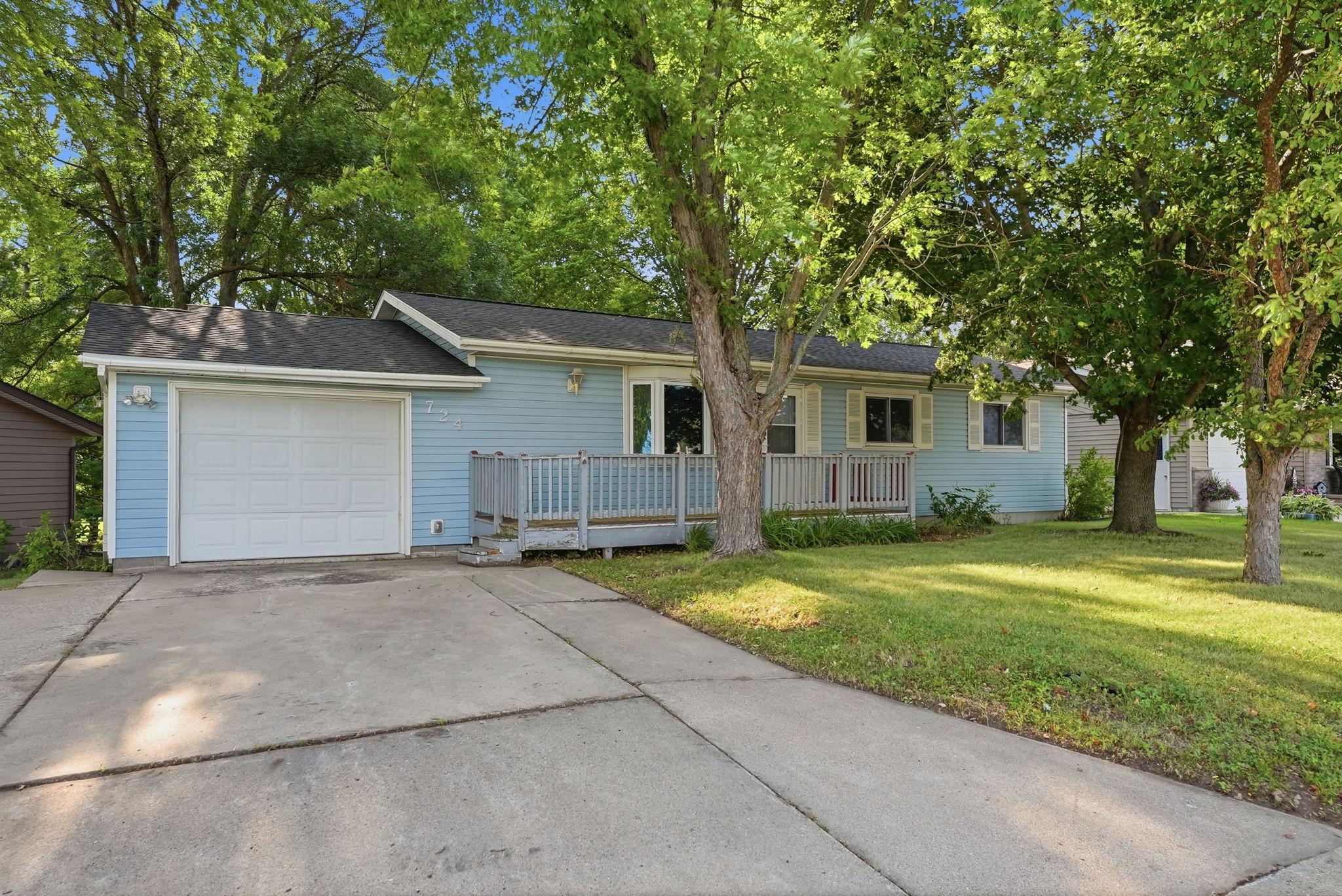 2nd image of 724 Centre St, Sauk Centre, MN 56378 | MLS# 7122313