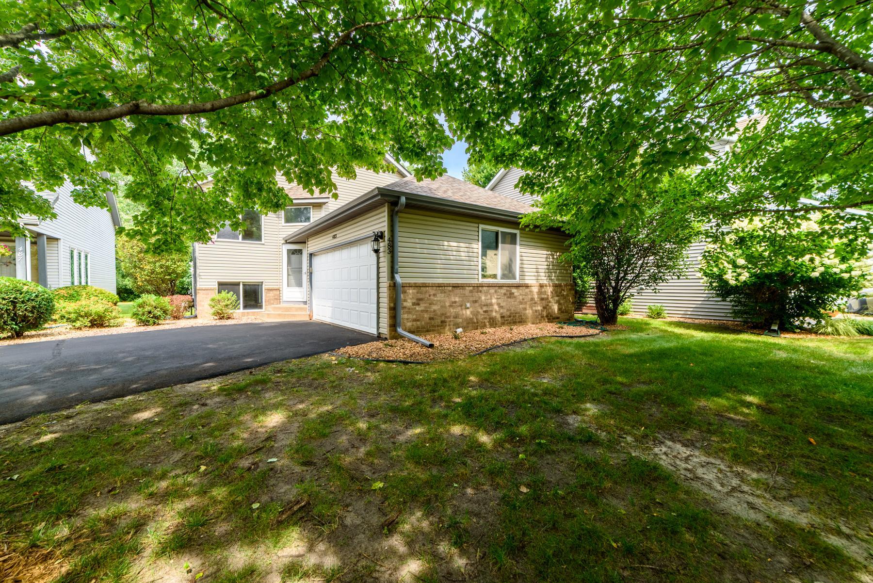3rd image of 483 Poplar Dr, Saint Paul, MN 55126 | MLS# 7122329