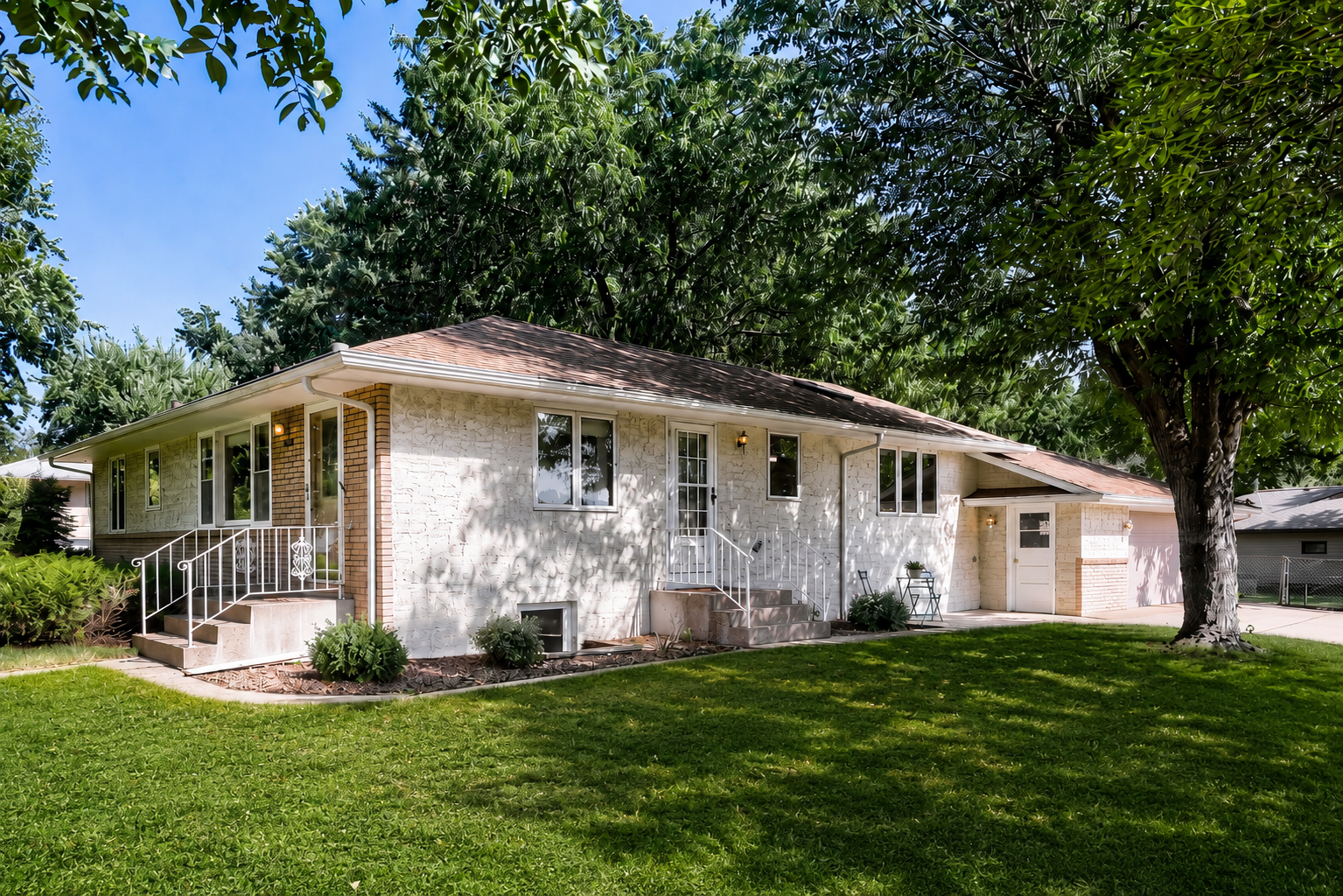 35th image of 558 113th Ln Nw, Minneapolis, MN 55448 | MLS# 7122330