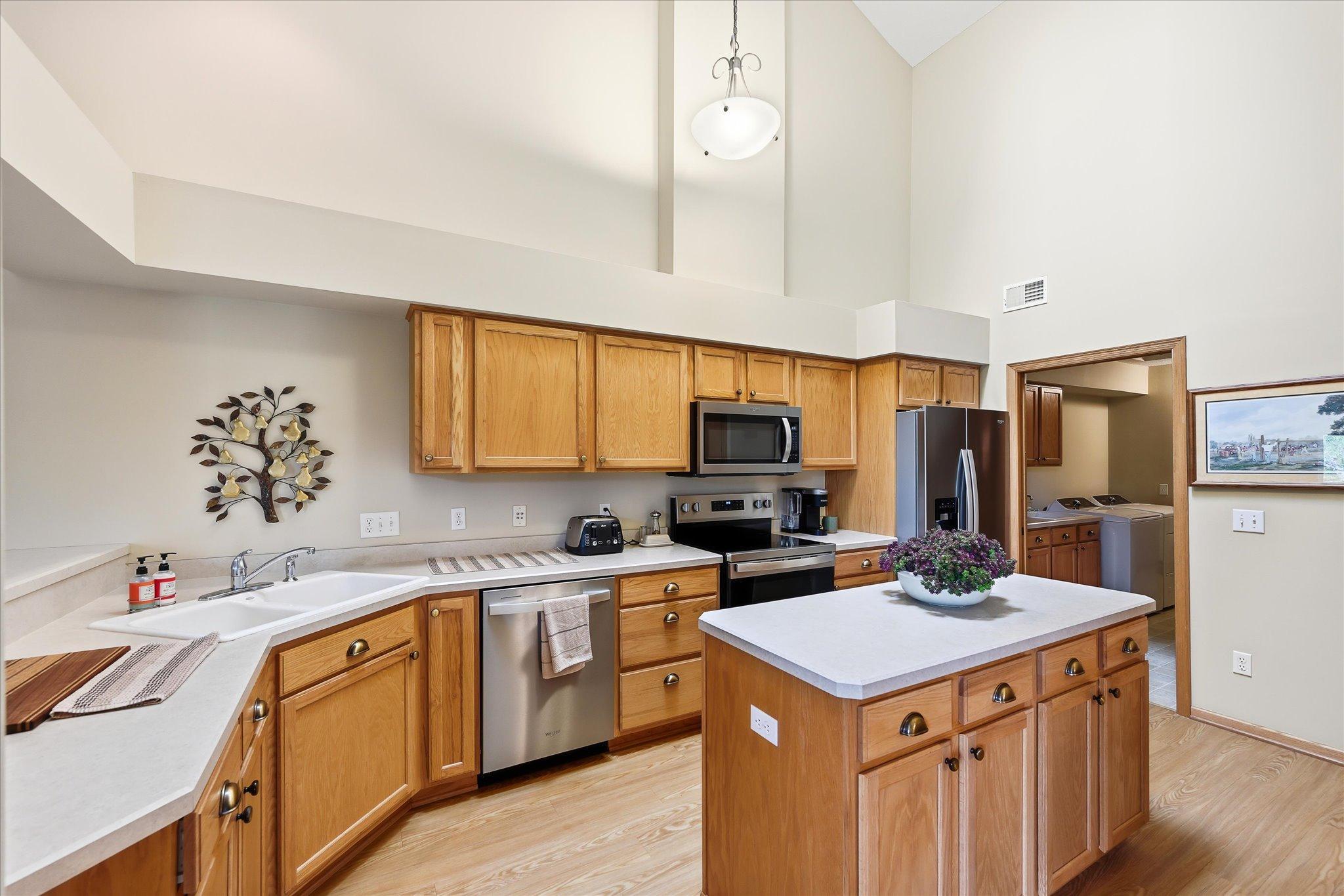 5th image of 247 W Canyon Dr, Hudson, WI 54016 | MLS# 7122346