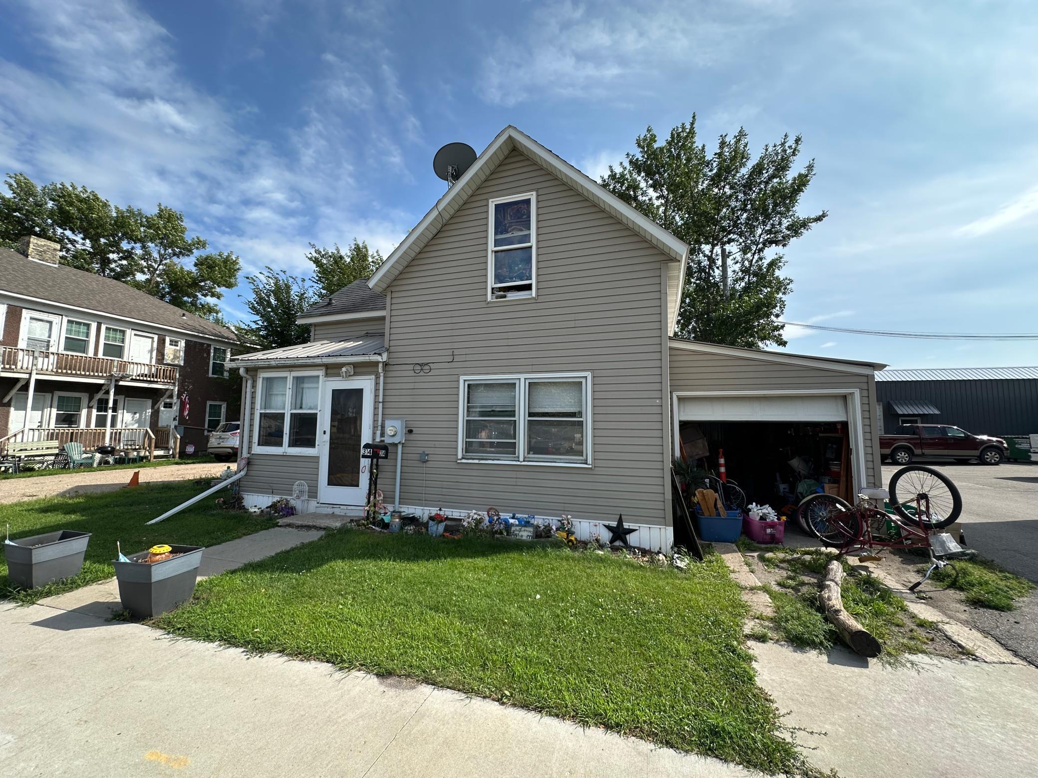 2nd image of 314 4th St E, Thief River Falls, MN 56701 | MLS# 7122373