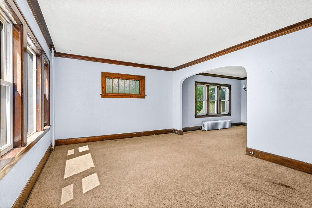 2nd image of 410 N 39th Ave W, Duluth, MN 55807 | MLS# 7122375