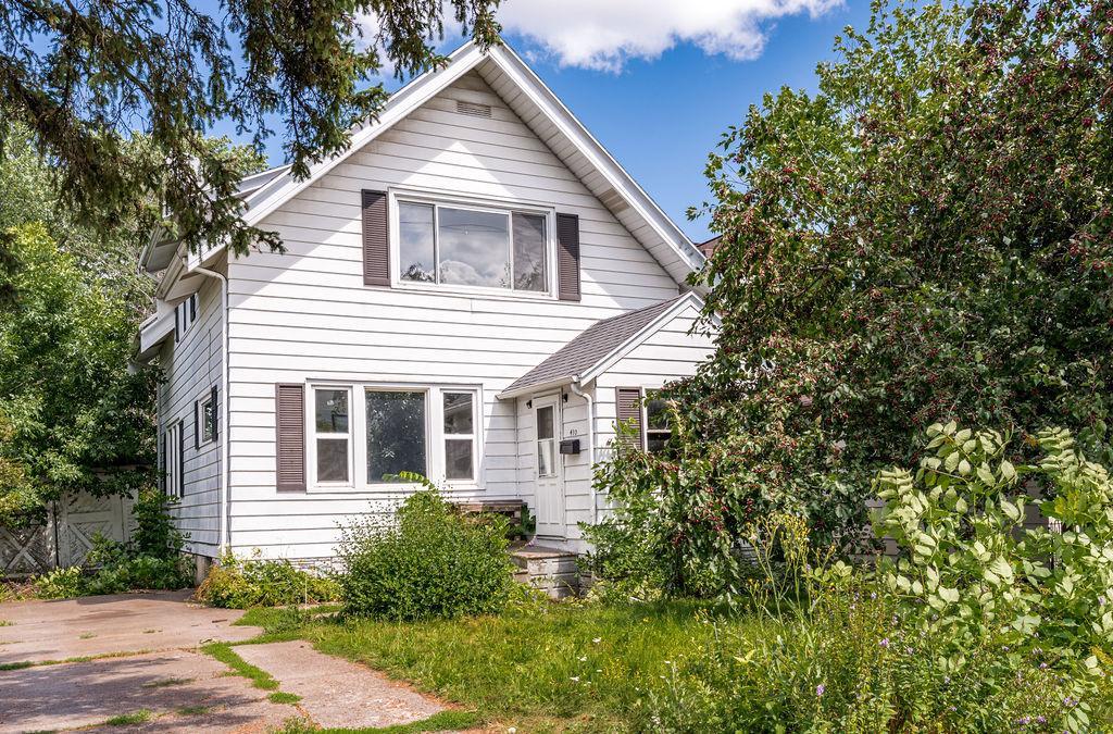 1st image of 410 N 39th Ave W, Duluth, MN 55807 | MLS# 7122375
