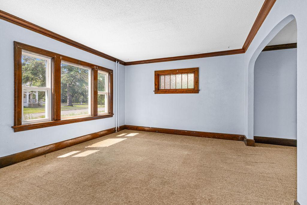 4th image of 410 N 39Th Ave W, Duluth, MN 55807 | MLS# 7122375