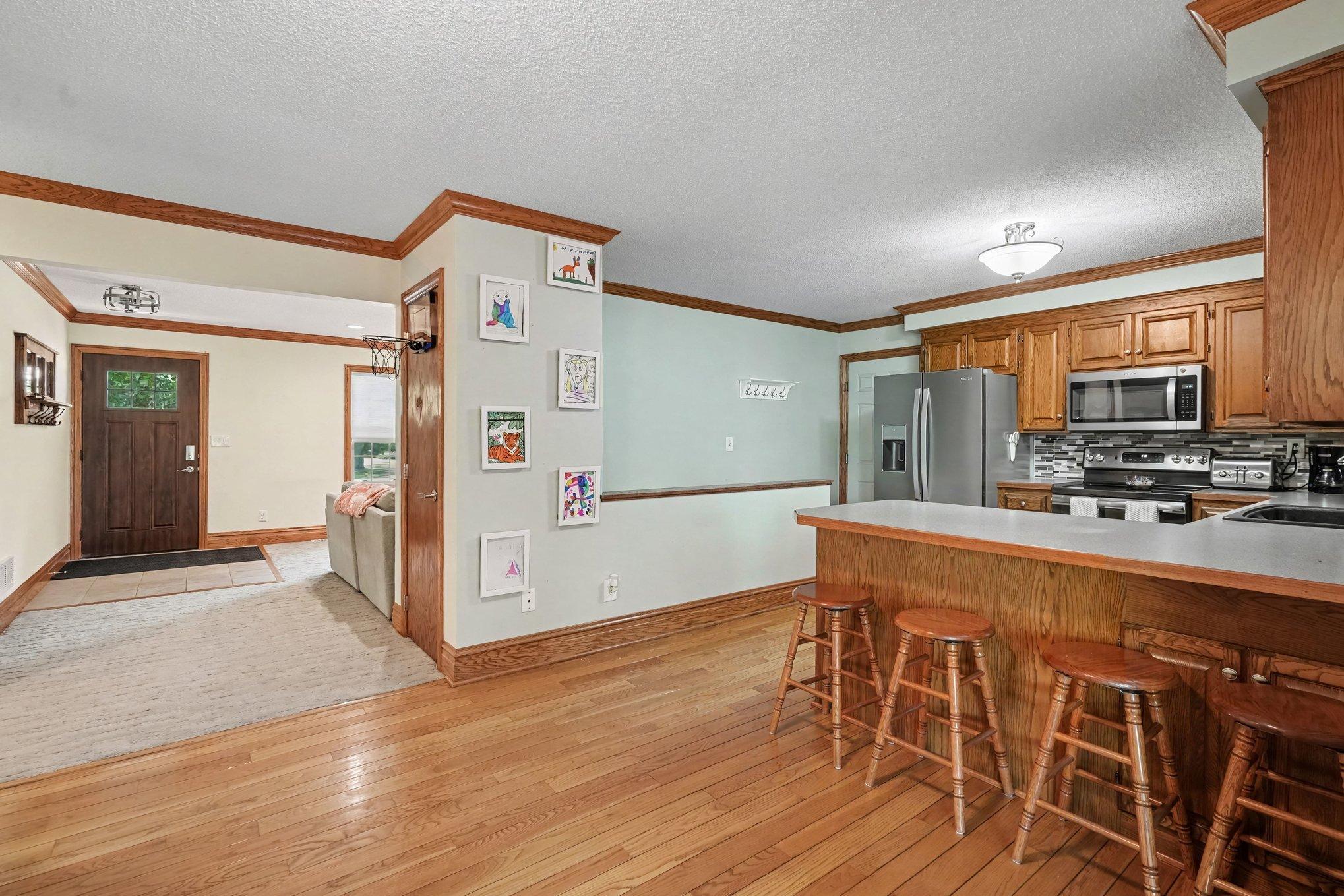 5th image of 6096 Birch Rd, Prior Lake, MN 55372 | MLS# 7122433