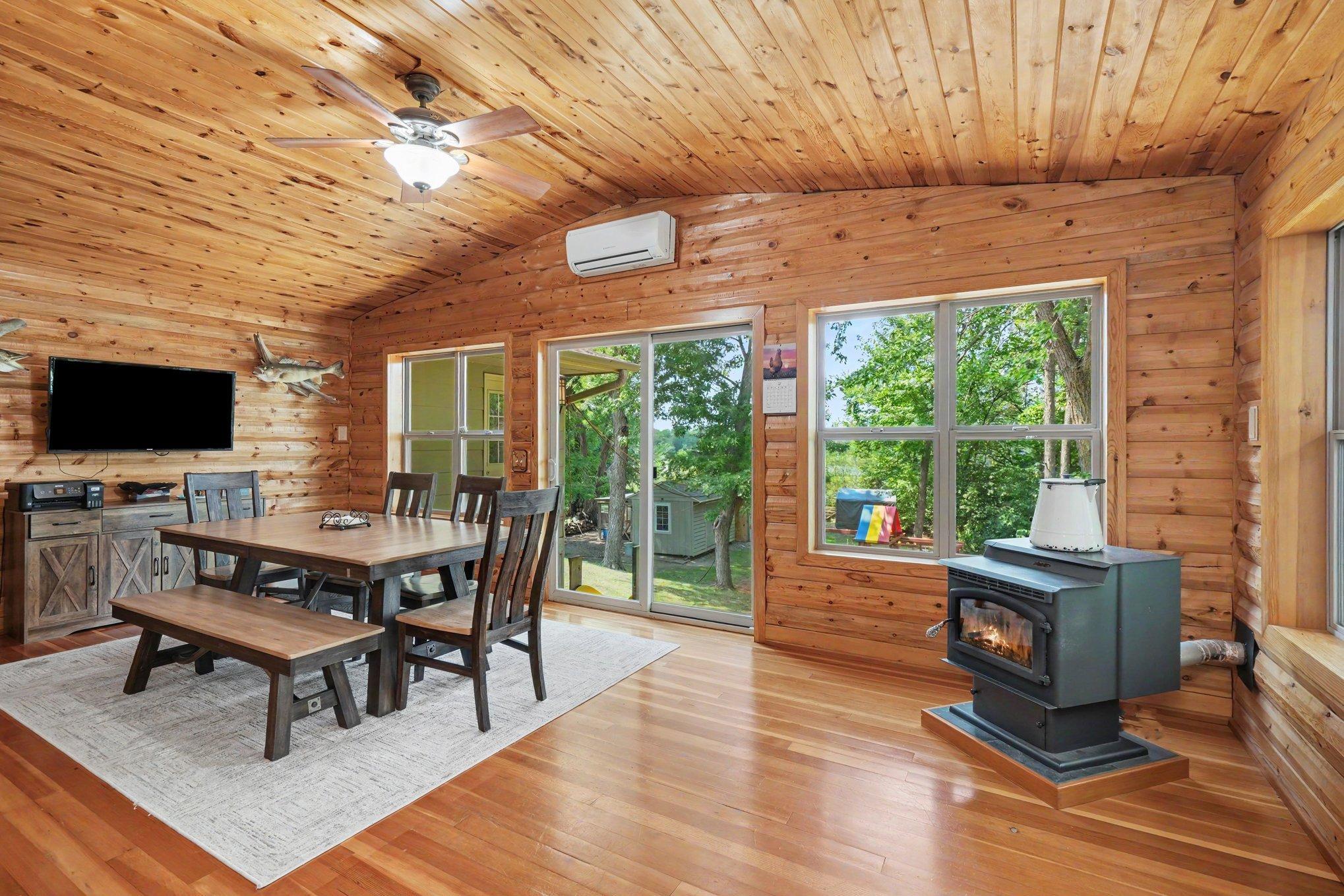 3rd image of 6096 Birch Rd, Prior Lake, MN 55372 | MLS# 7122433