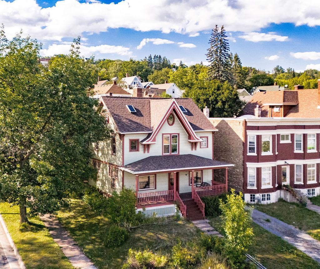 2nd image of 1101 E 4th St, Duluth, MN 55805 | MLS# 7122442