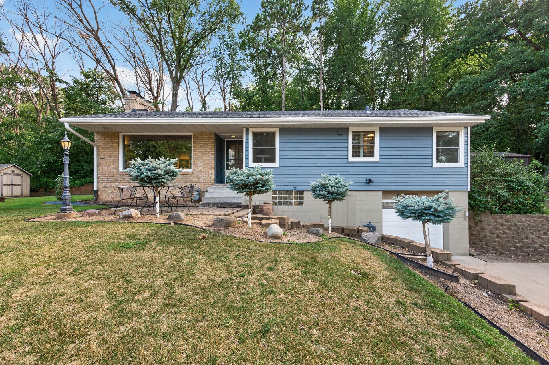 2nd image of 1417 Stickney Ave, South Saint Paul, MN 55075 | MLS# 7122464