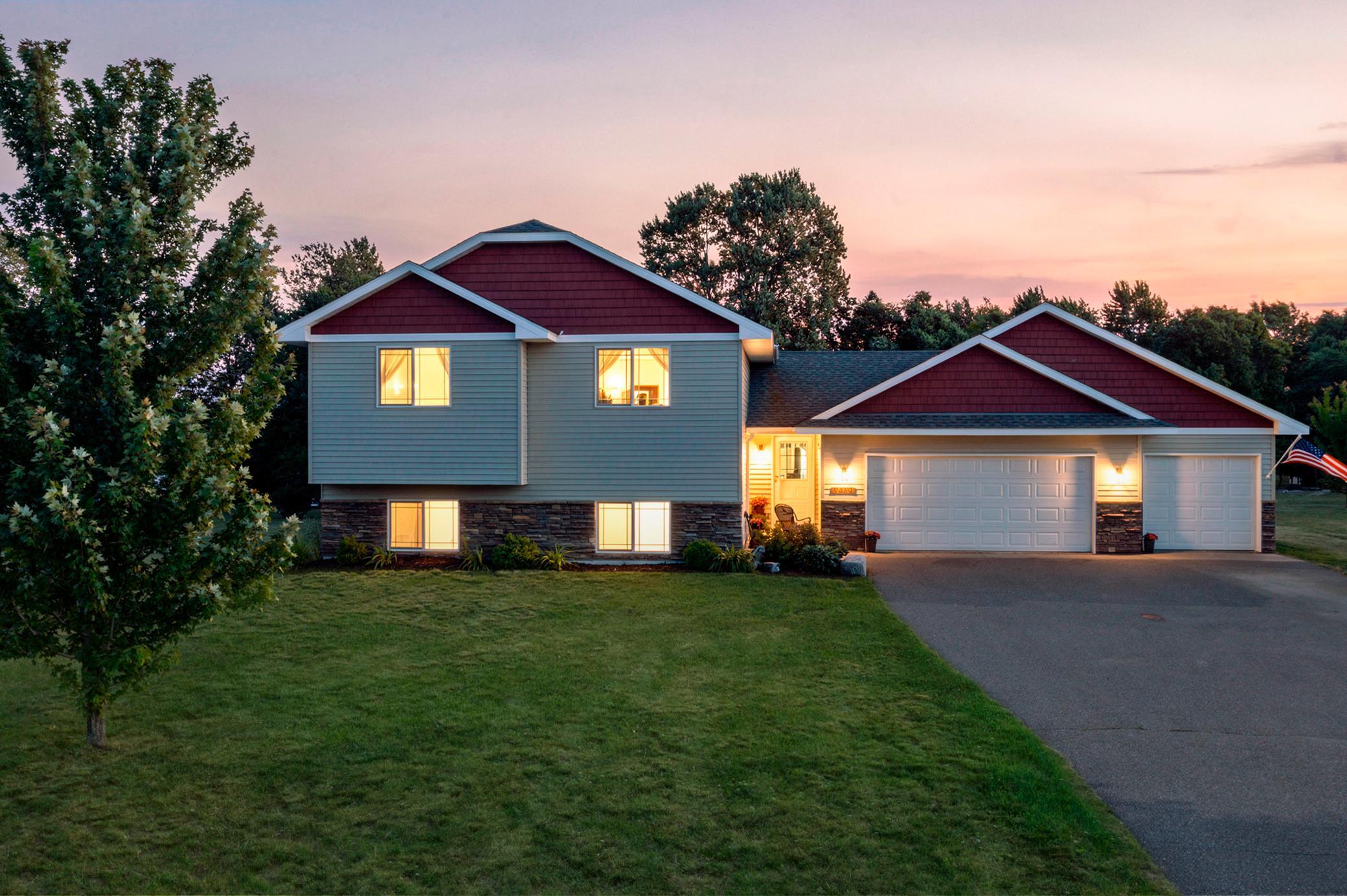 3rd image of 9469 242Nd Ln Ne, Stacy, MN 55079 | MLS# 7122465