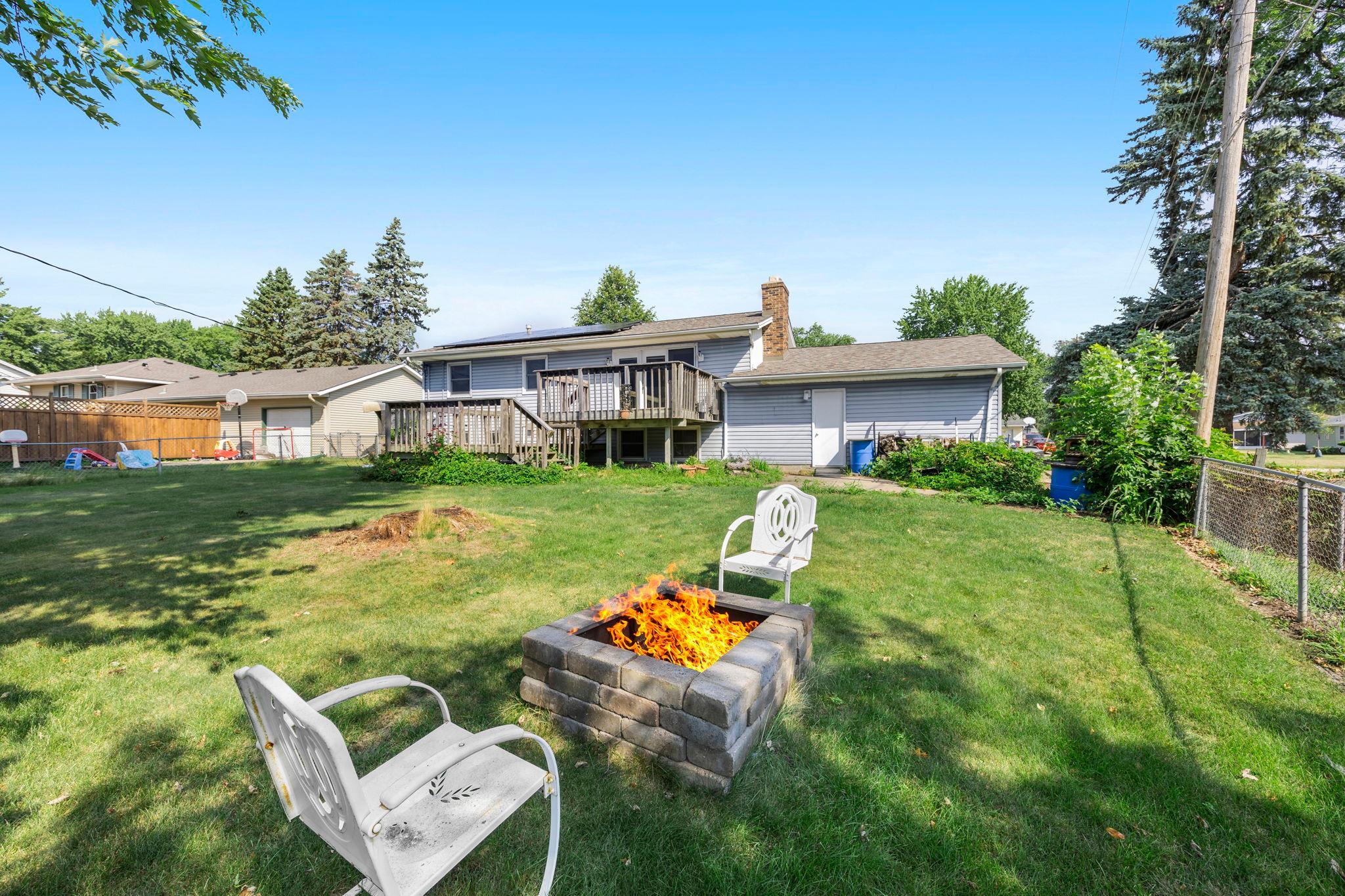 2nd image of 168 Linden Cir, Saint Paul, MN 55124 | MLS# 7122508