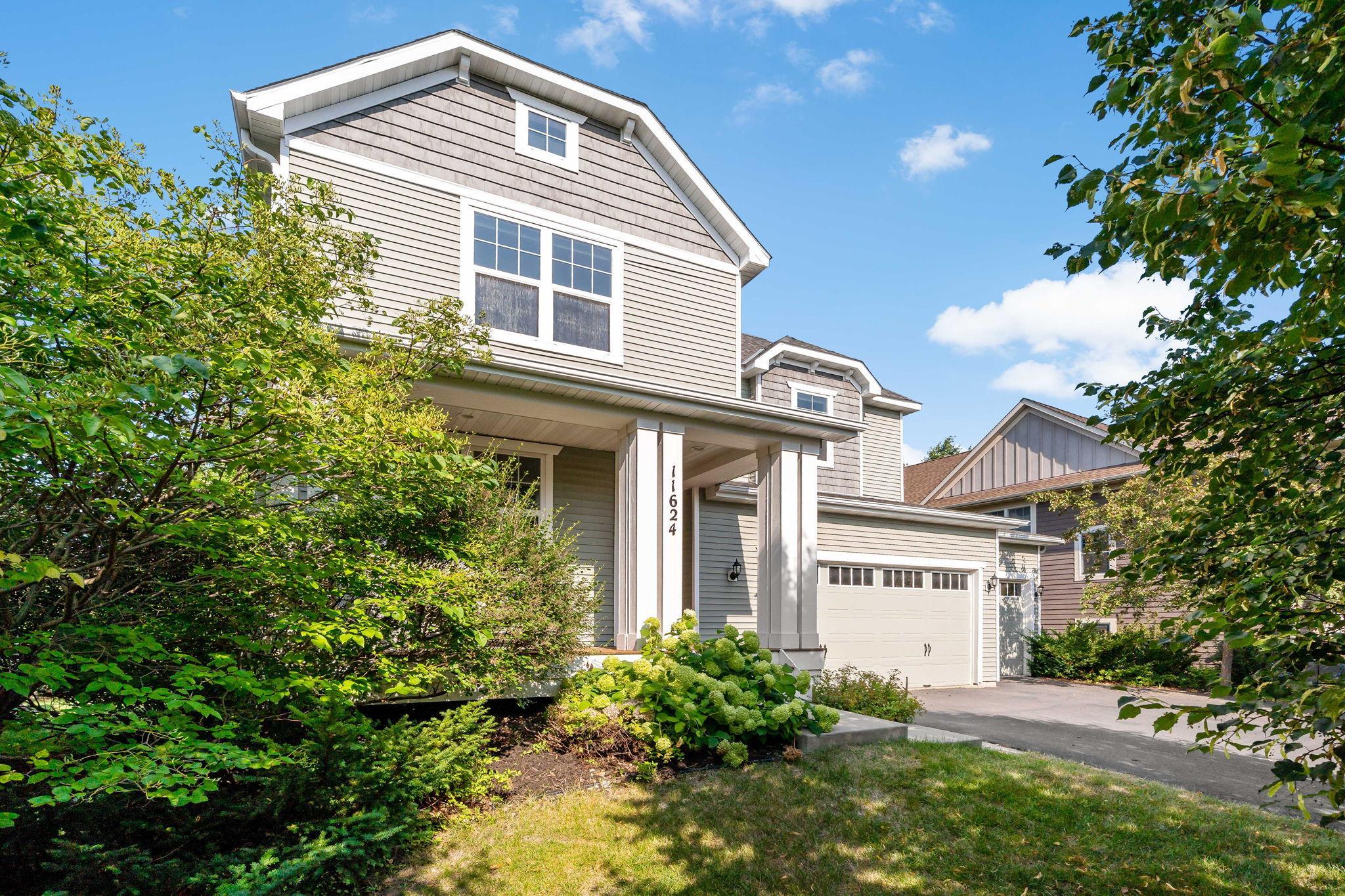 2nd image of 11624 Ivywood Cir, Saint Paul, MN 55129 | MLS# 7122527