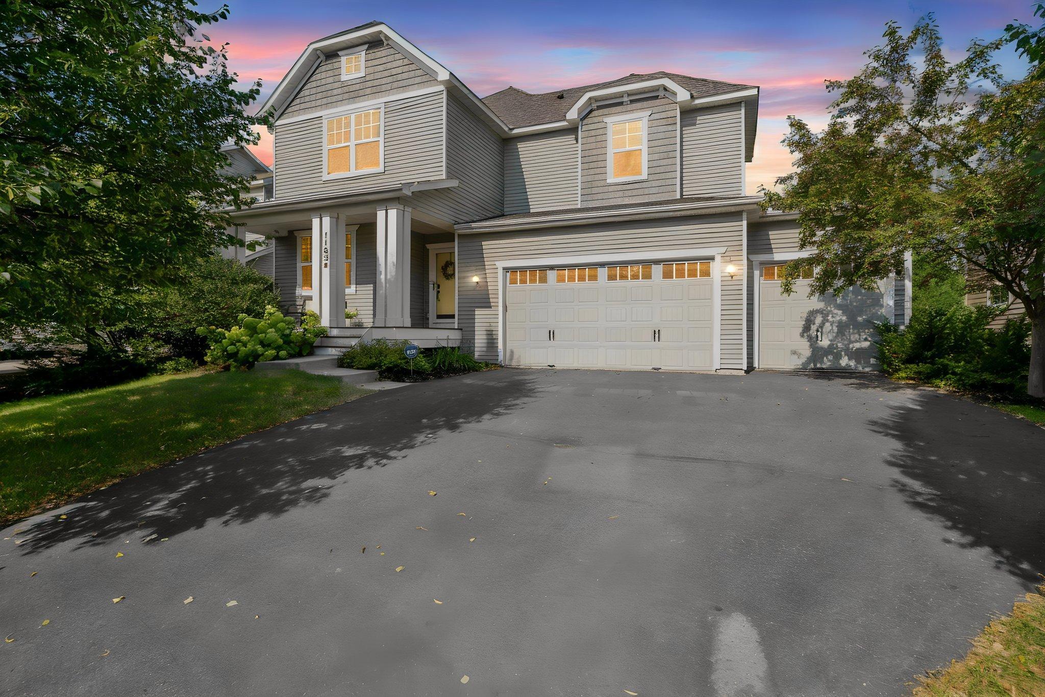 1st image of 11624 Ivywood Cir, Saint Paul, MN 55129 | MLS# 7122527
