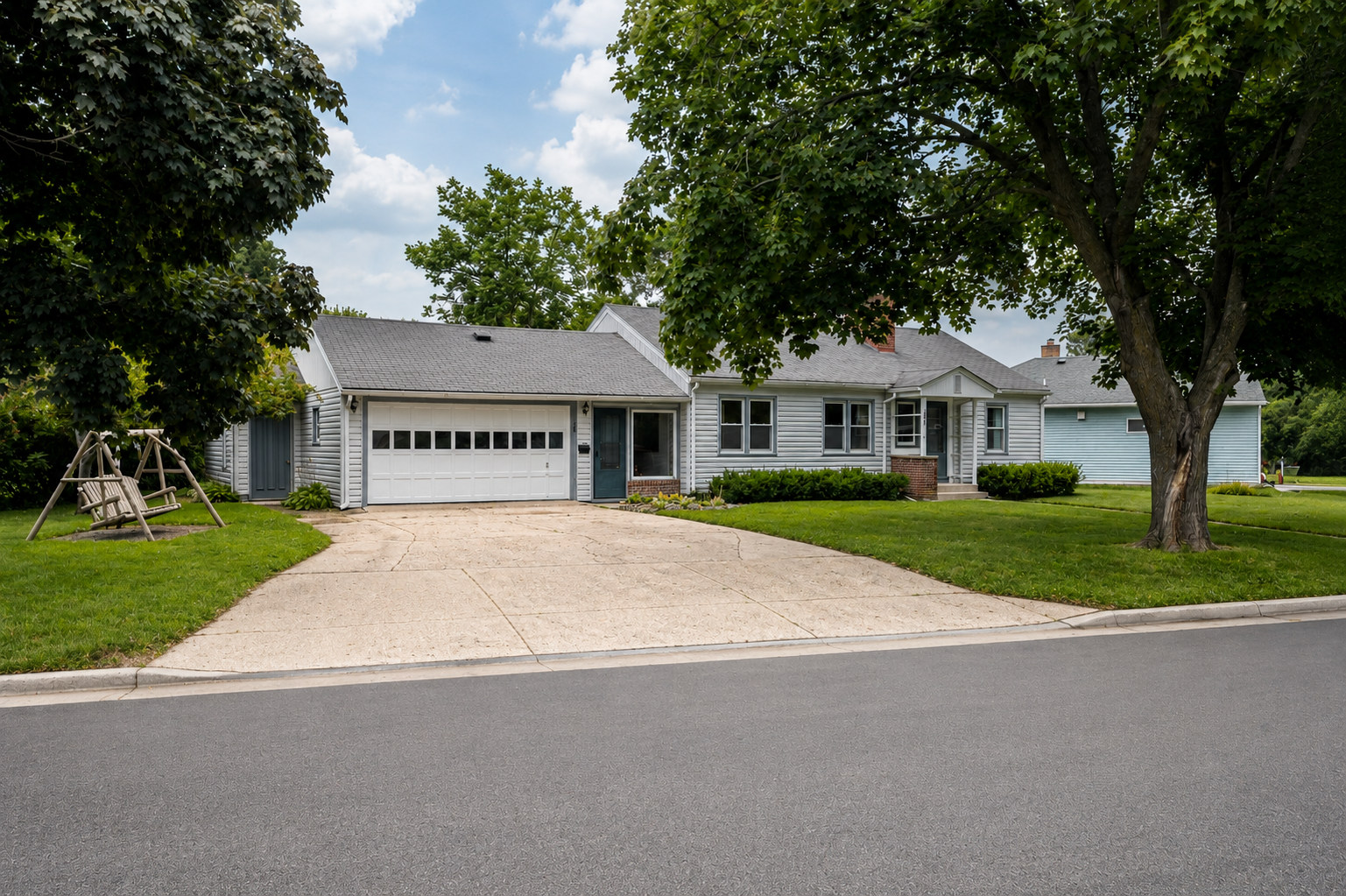 2nd image of 128 N Park Ln, Le Sueur, MN 56058 | MLS# 7122556