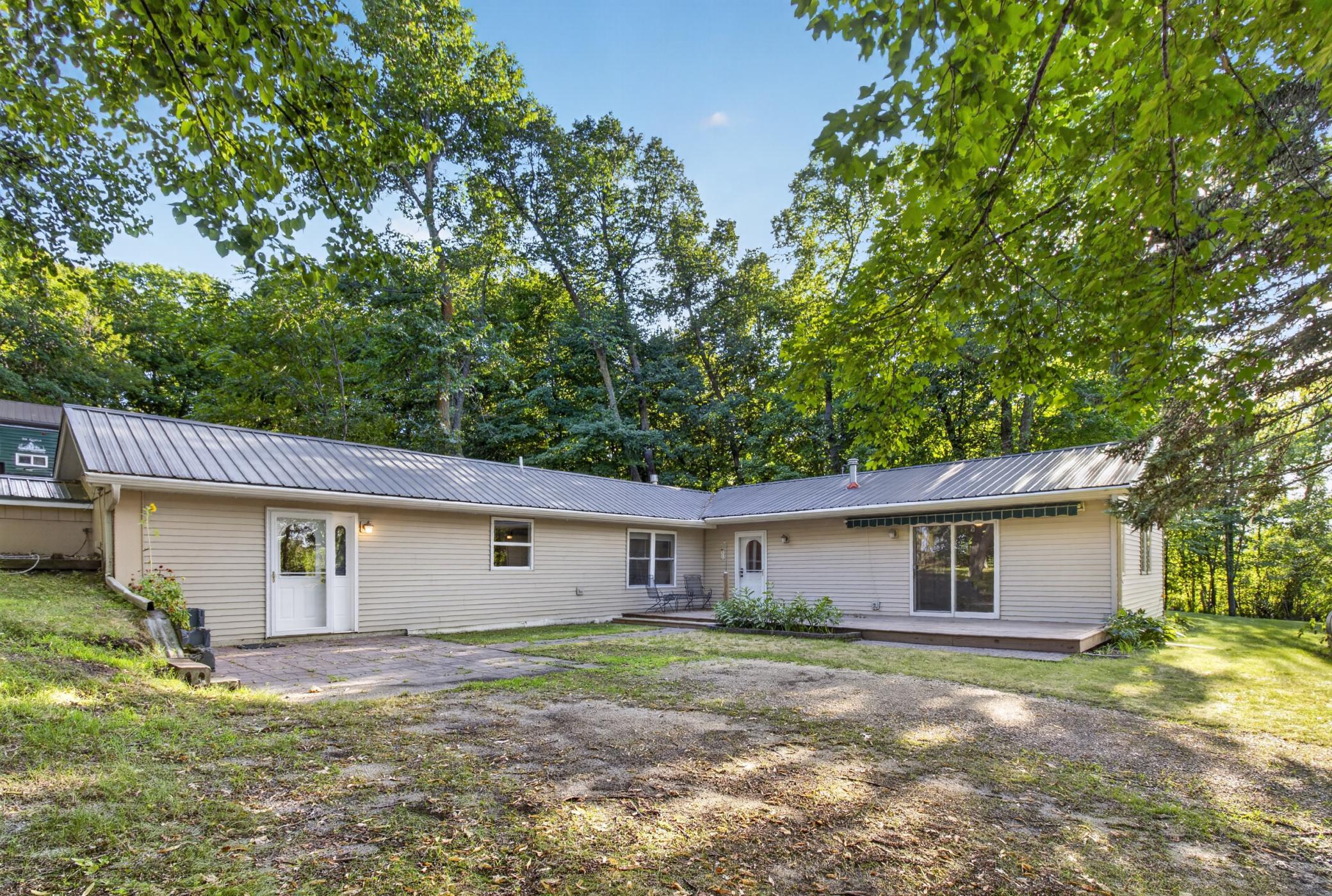 2nd image of 42003 Engstrom Beach Rd, Dent, MN 56528 | MLS# 7122572