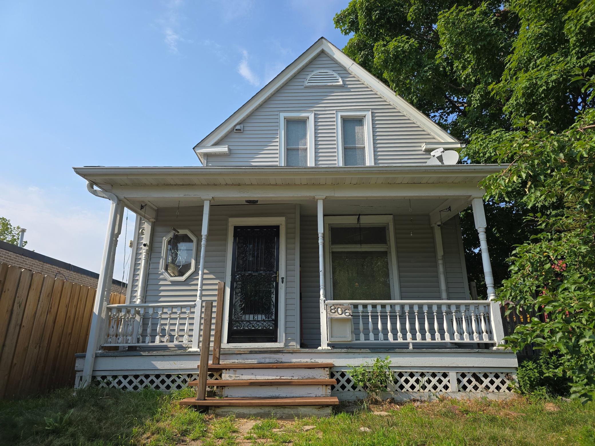 1st image of 806 E 36th St, Minneapolis, MN 55407 | MLS# 7122711