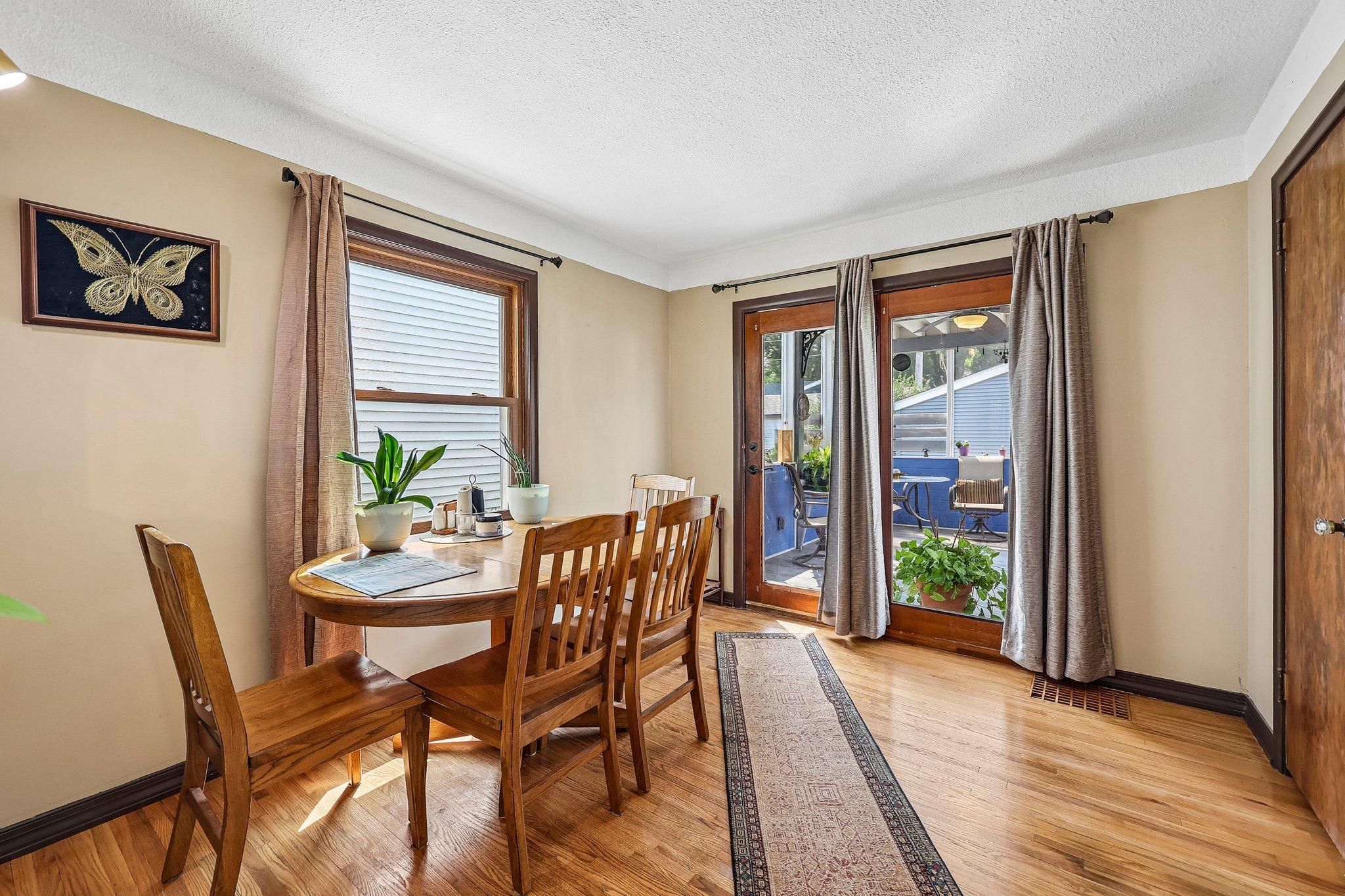 2nd image of 2920 Florida Ave S, Minneapolis, MN 55426 | MLS# 7122848