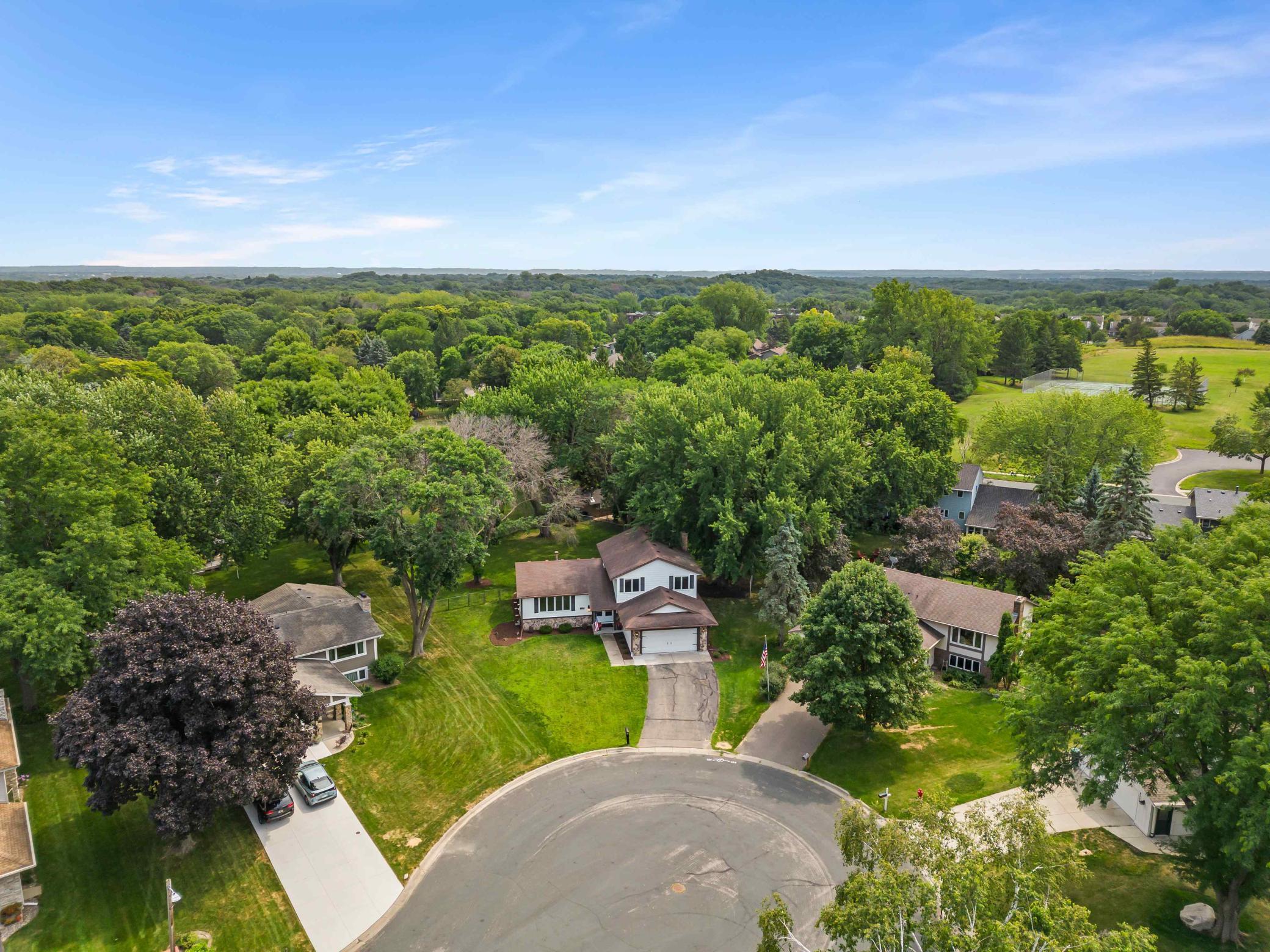2nd image of 8233 Nevada Cir, Minneapolis, MN 55438 | MLS# 7122854
