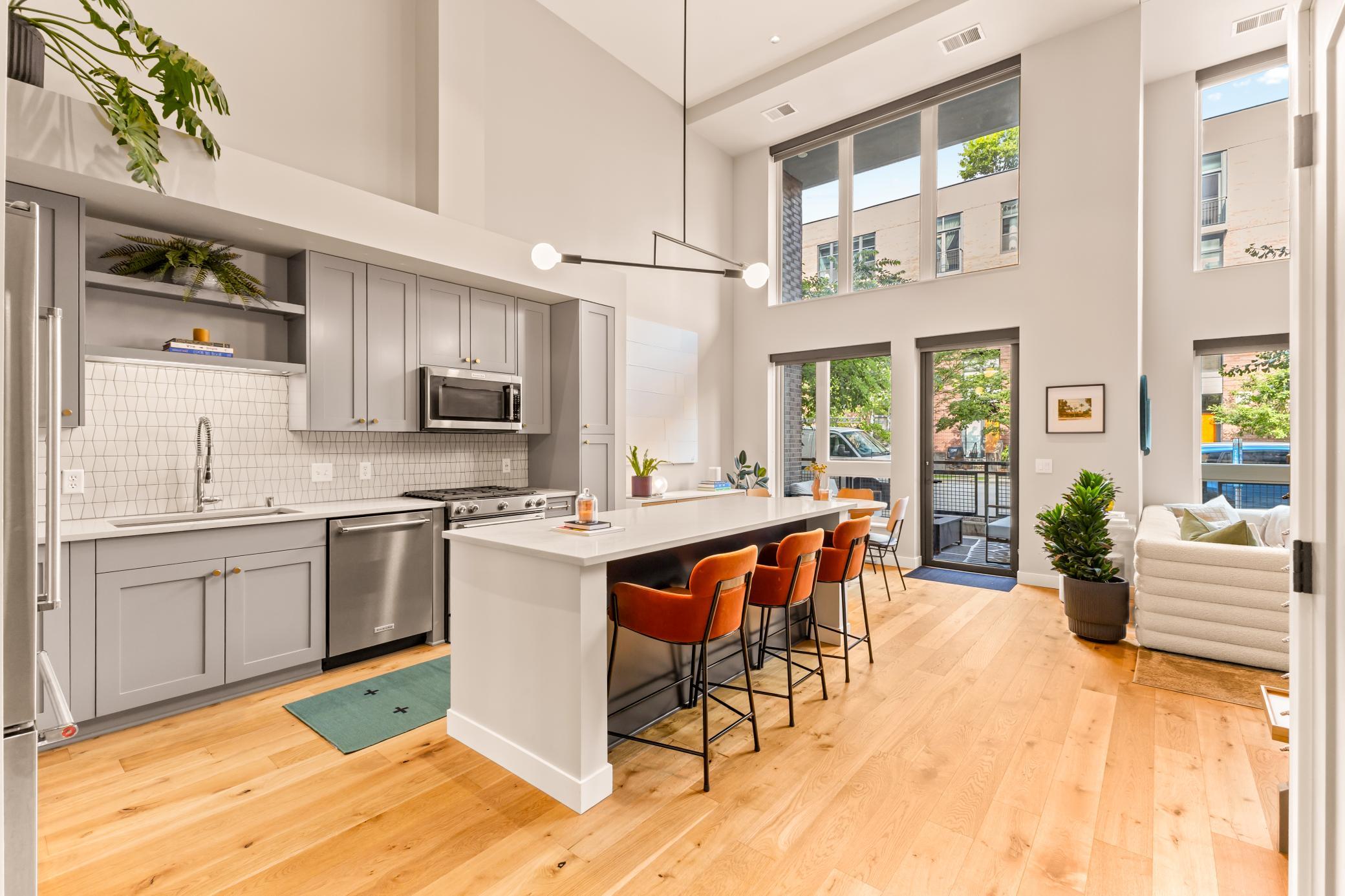 3rd image of 205 Park Ave, Minneapolis, MN 55415