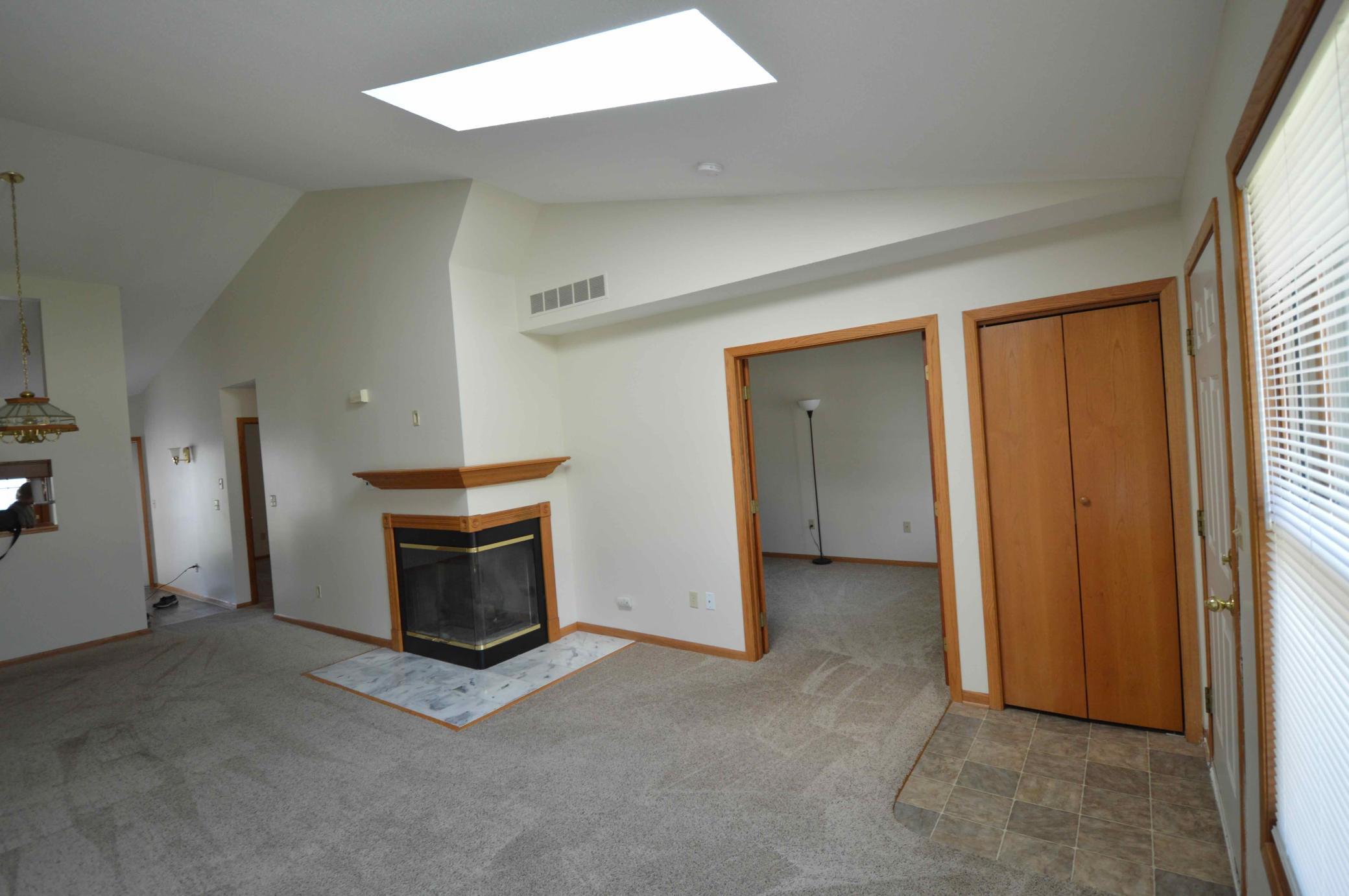 4th image of 2211 Valleyhigh Dr Nw, Rochester, MN 55901 | MLS# 7122863