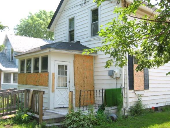 2nd image of 907 20th Ave Ne, Minneapolis, MN 55418 | MLS# 7122875