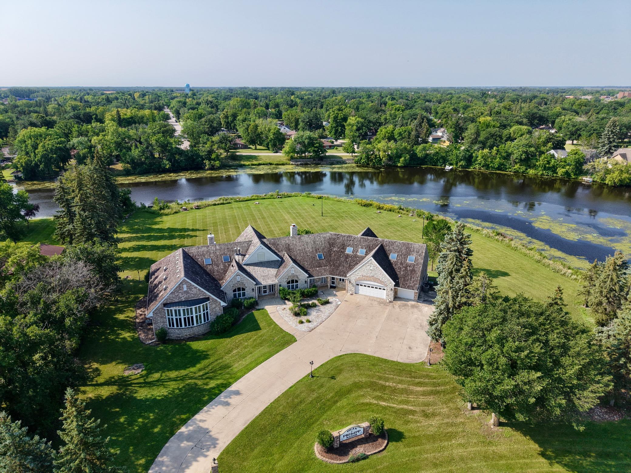 2nd image of 1020 Centennial Dr, Thief River Falls, MN 56701 | MLS# 7122938