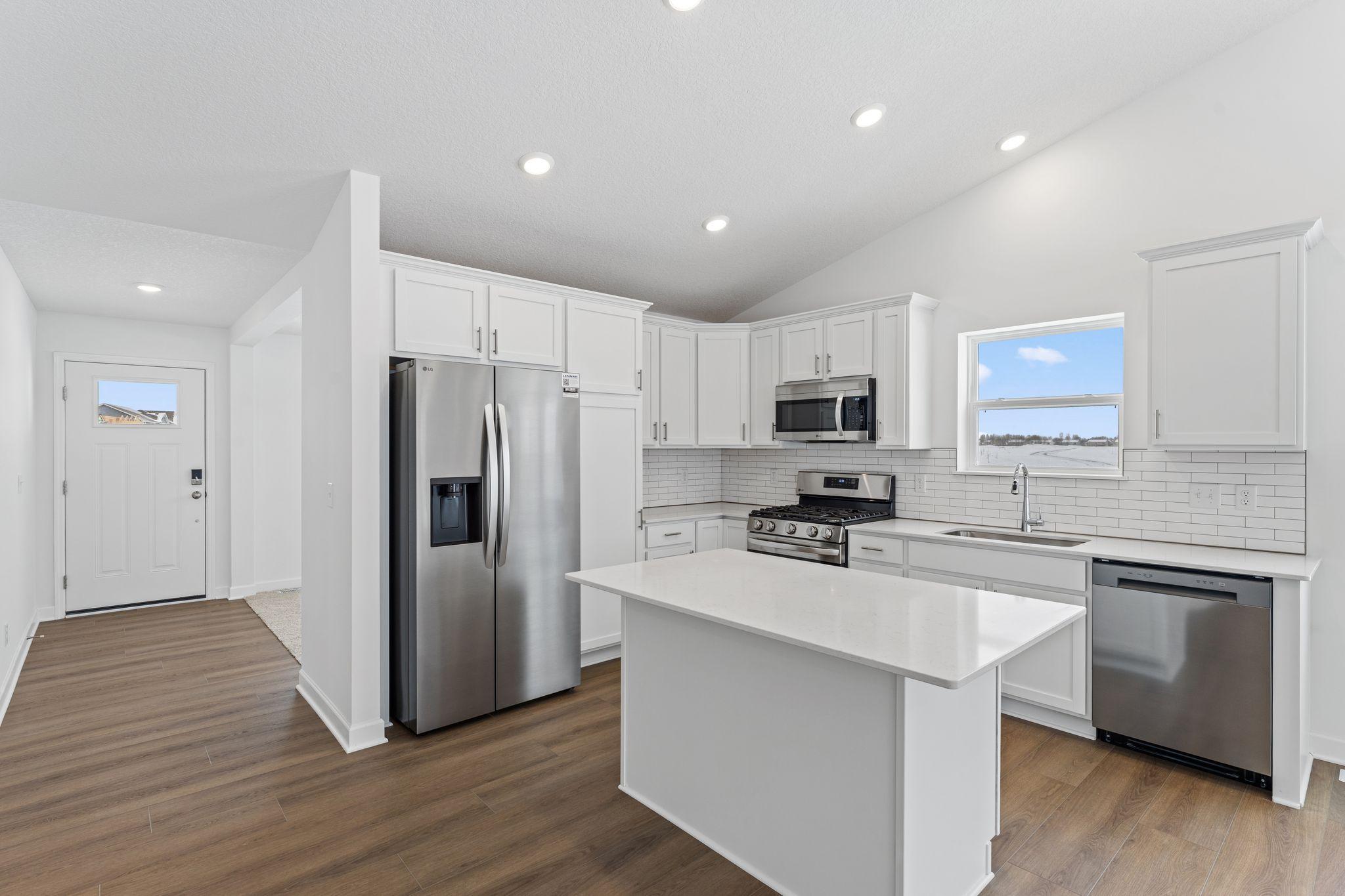 2nd image of 7225 Langley Ave Ne, Albertville, MN 55301 | MLS# 7122986