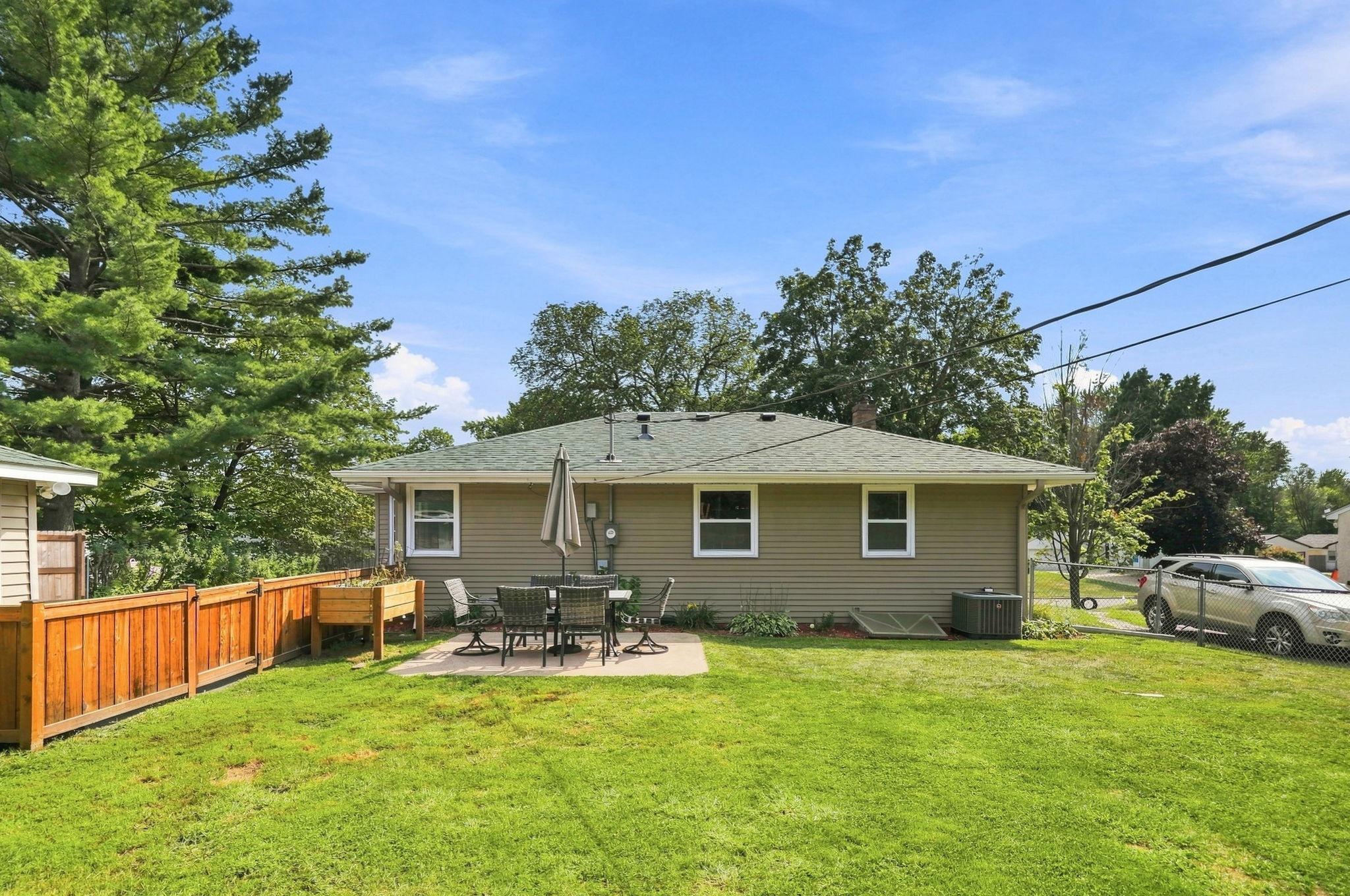 27th image of 1587 Sextant Ave E, Maplewood, MN 55109 | MLS# 7122990