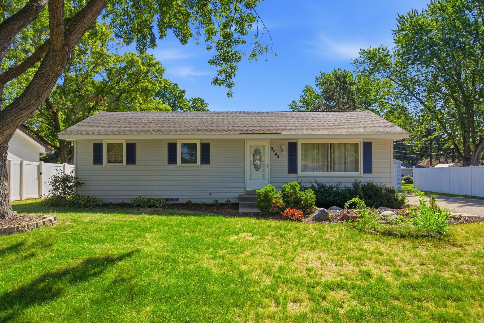 1st image of 9442 Saratoga Ln N, Maple Grove, MN 55369 | MLS# 7123011