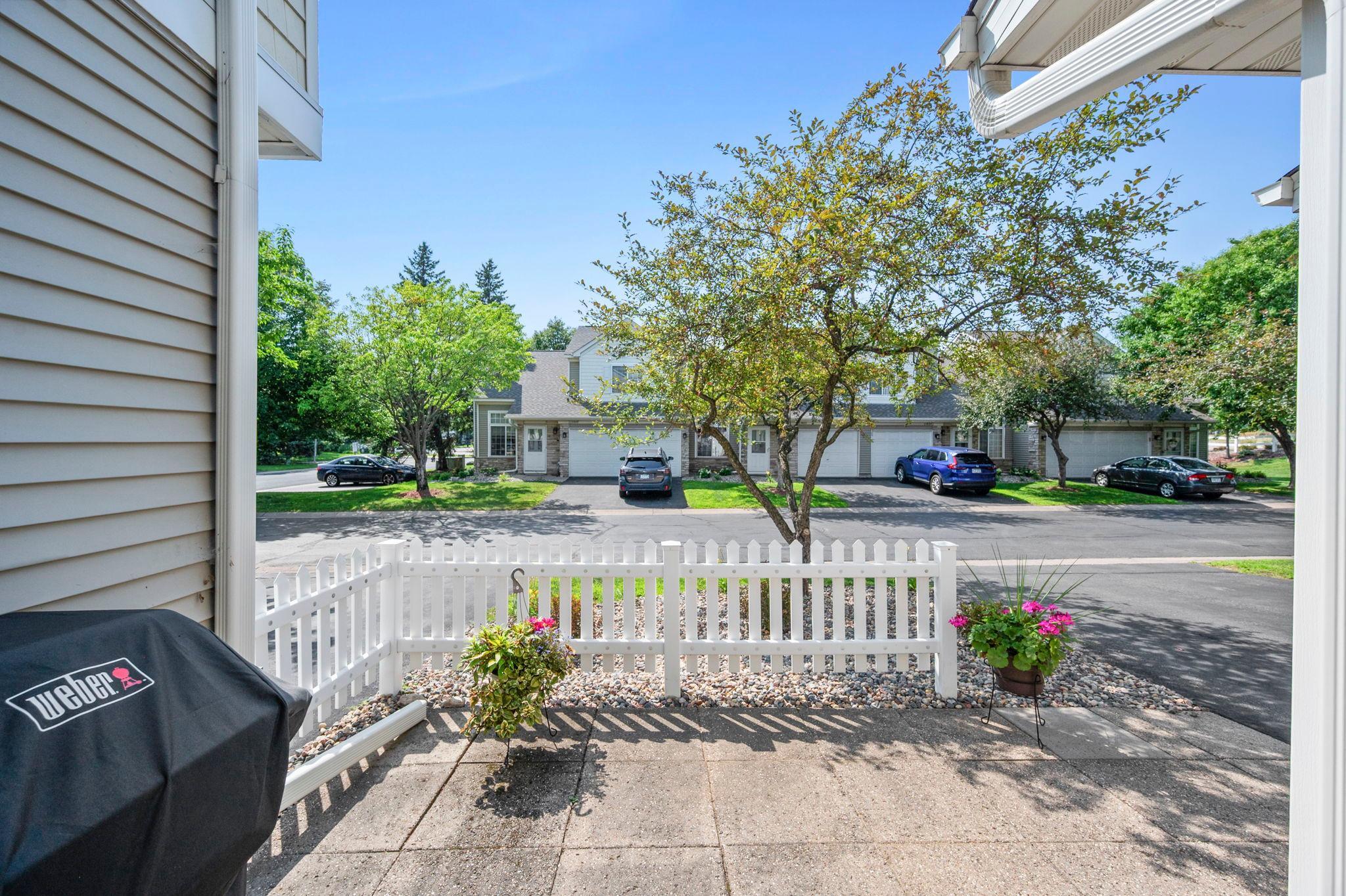 2nd image of 15030 Dunwood Trl, Apple Valley, MN 55124 | MLS# 7123022