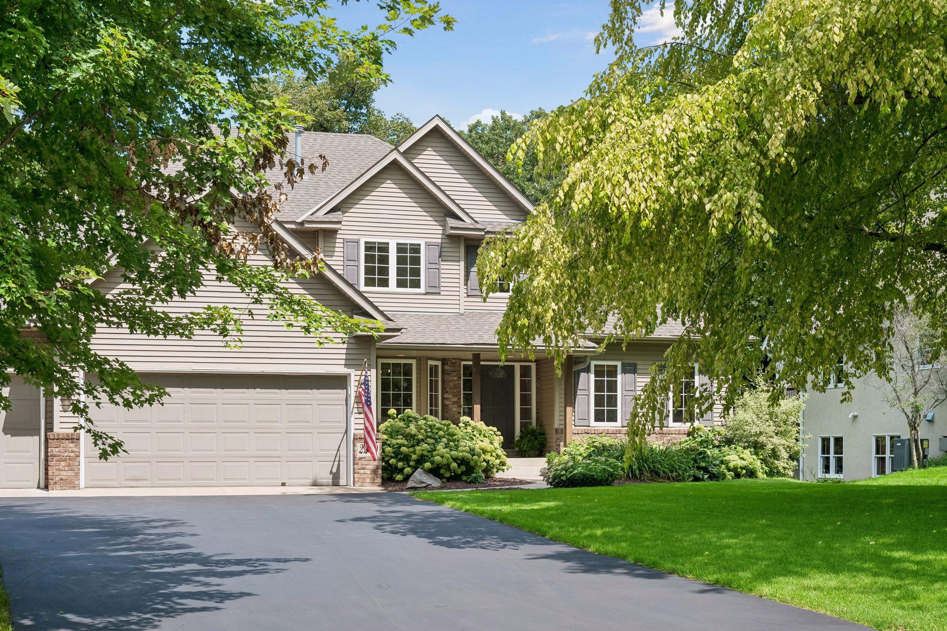 2nd image of 2240 Thrushwood Cir, Victoria, MN 55386 | MLS# 7123064