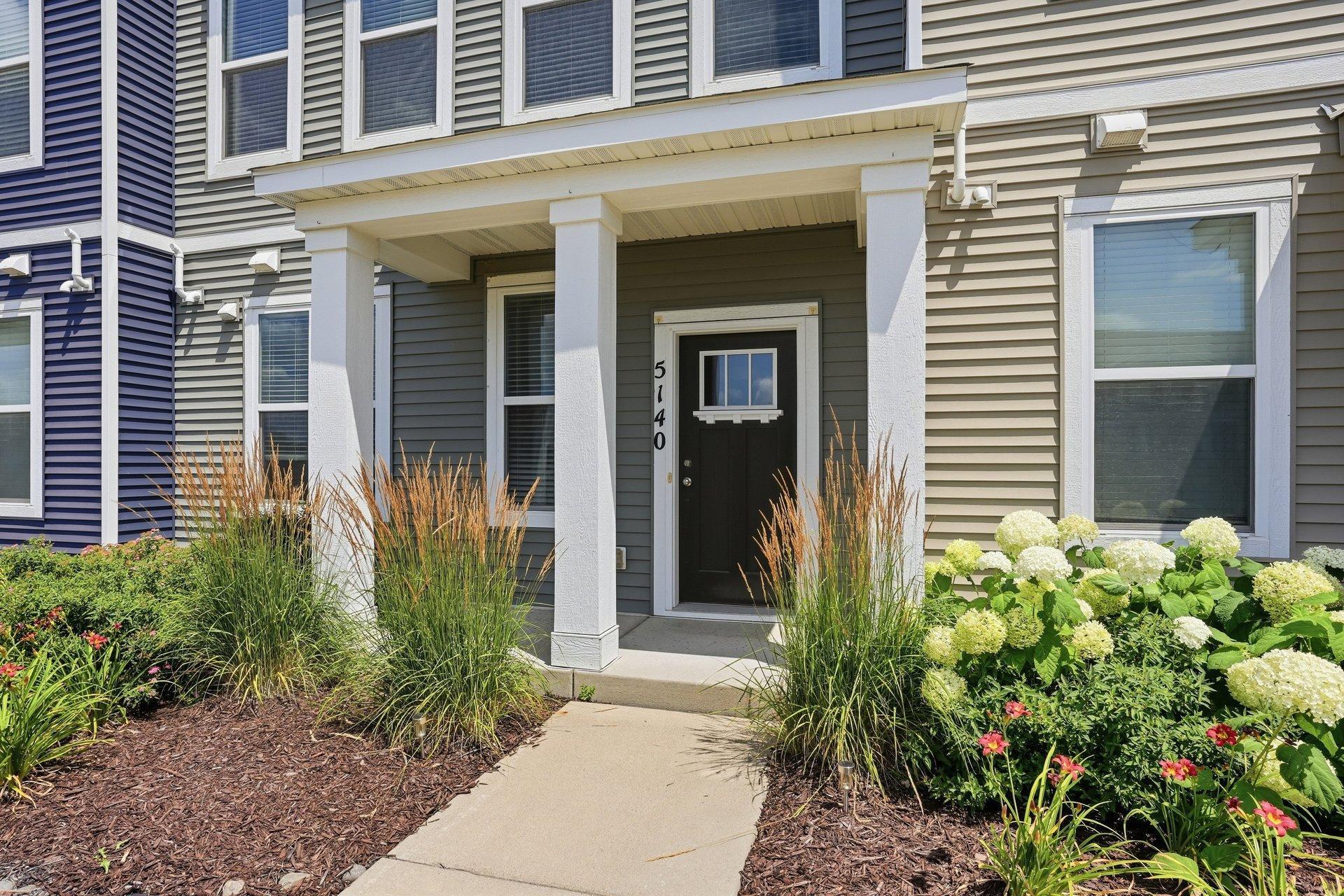 1st image of 5140 Hampton St Ne, Prior Lake, MN 55372 | MLS# 7123087