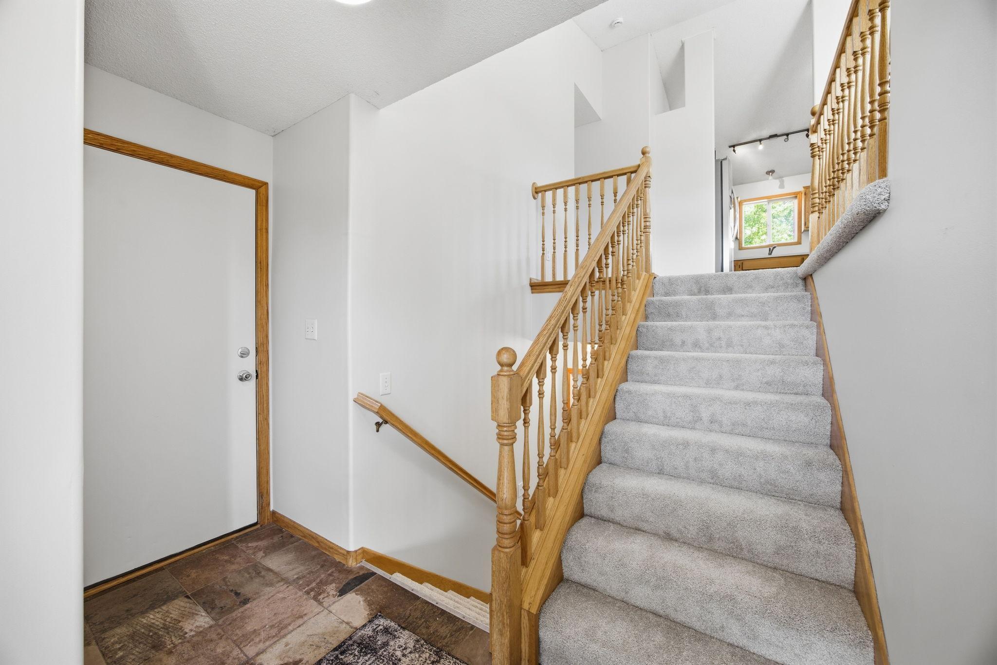 3rd image of 5522 Lambert Ave Ne, Albertville, MN 55301 | MLS# 7123112