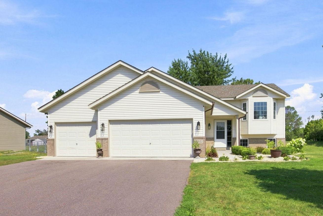 1st image of 5522 Lambert Ave Ne, Albertville, MN 55301 | MLS# 7123112