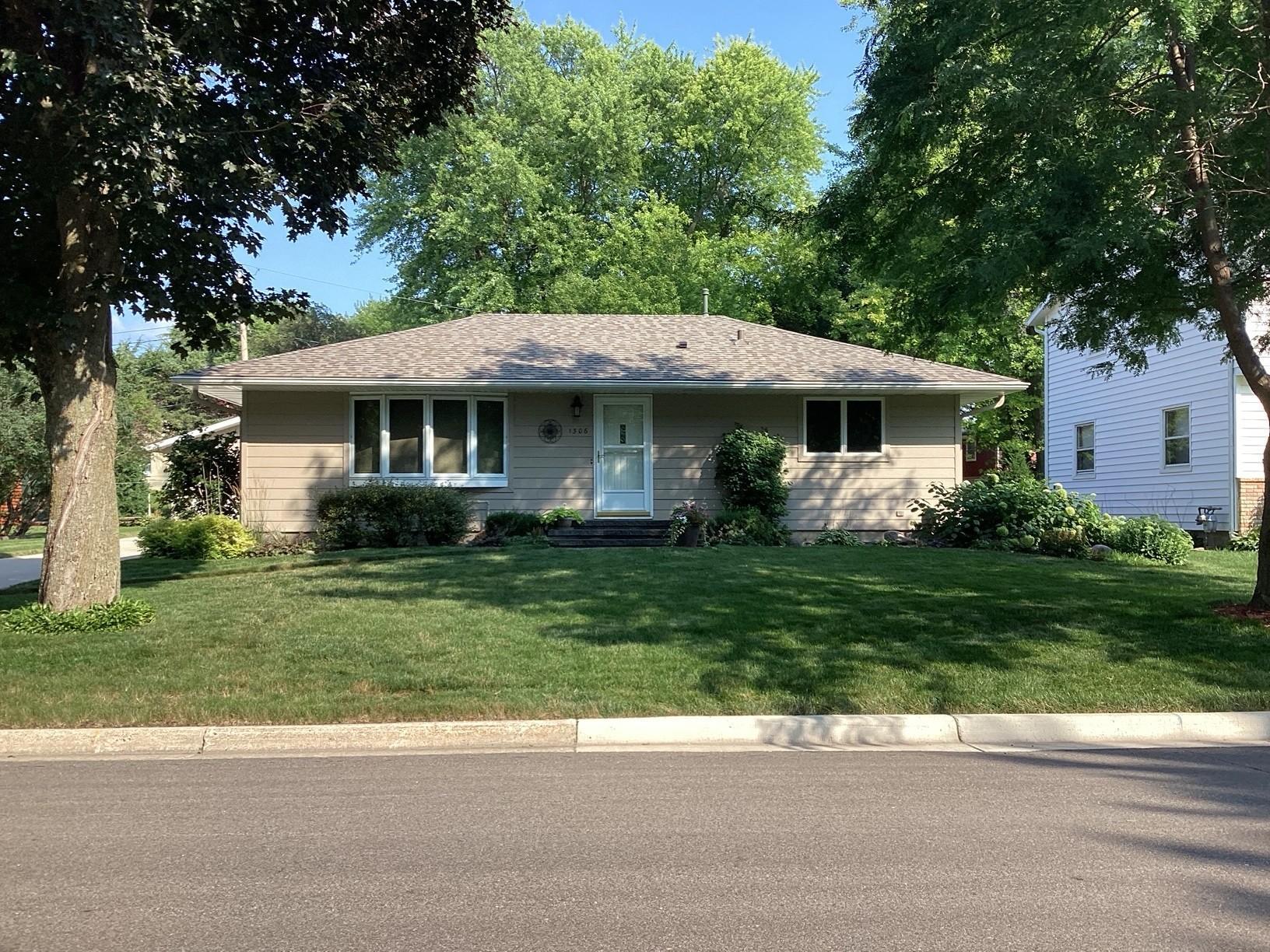 1st image of 1306 Foothills Blvd, Albert Lea, MN 56007 | MLS# 7123113