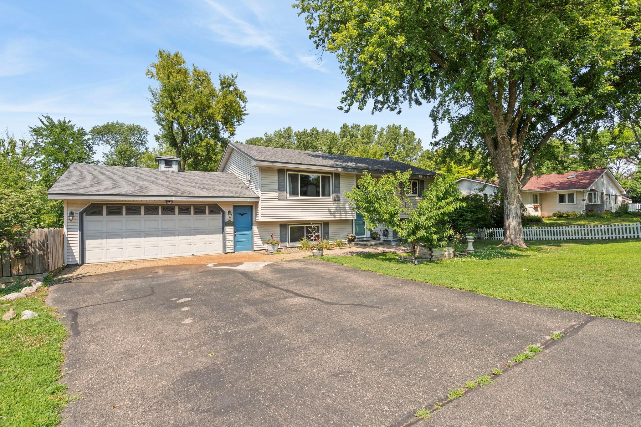 4th image of 6441 Edgemont Blvd N, Minneapolis, MN 55428 | MLS# 7123127