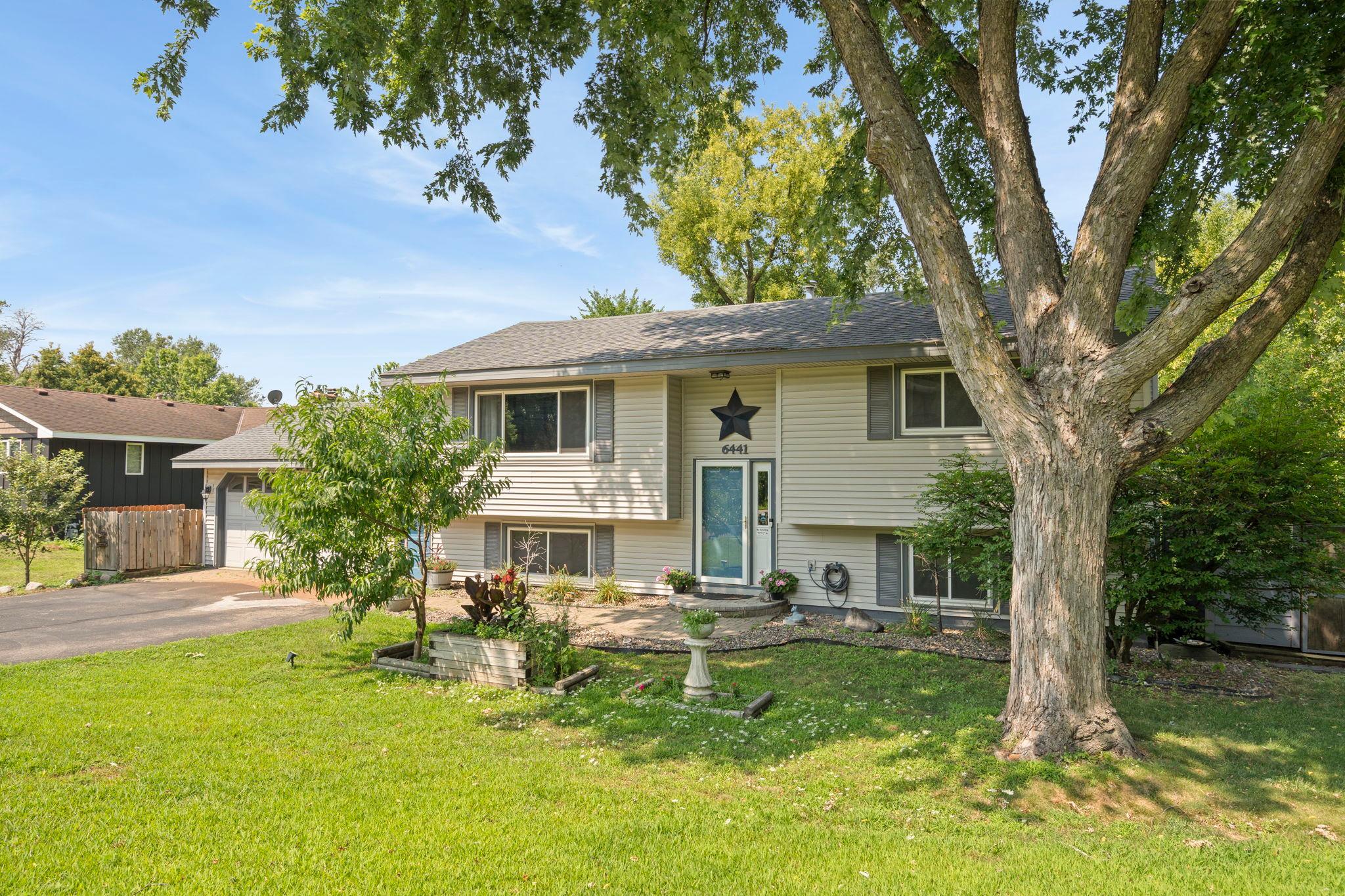 5th image of 6441 Edgemont Blvd N, Minneapolis, MN 55428 | MLS# 7123127