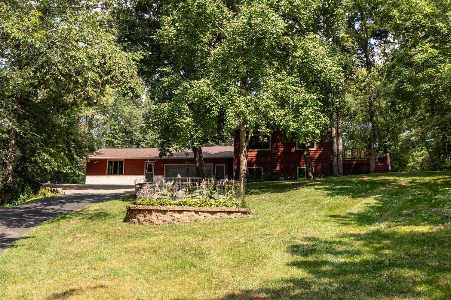 2nd image of 2222 Schmidt Ct Se, Rochester, MN 55904 | MLS# 7123130
