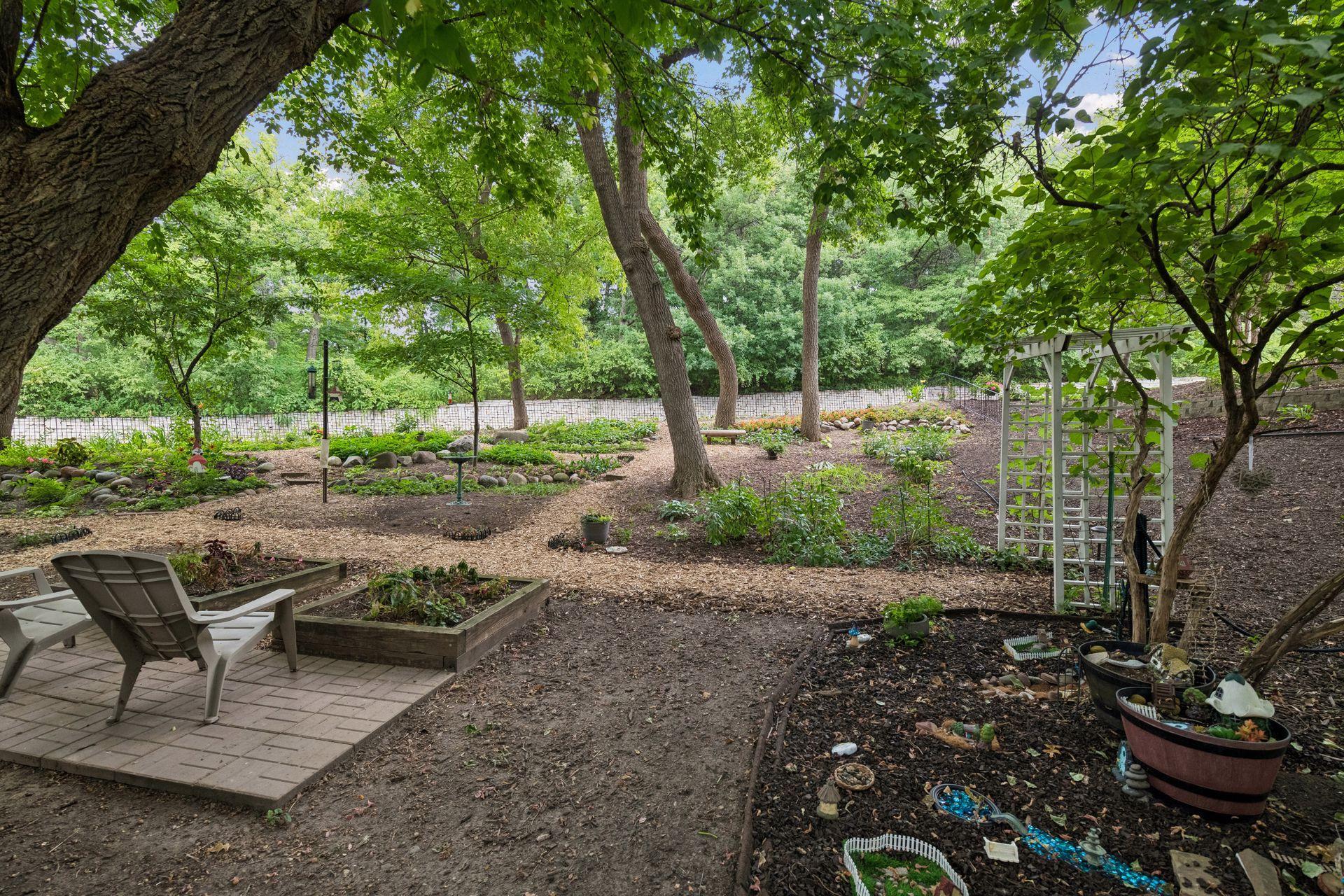 41st image of 4908 Malibu Dr, Minneapolis, MN 55436 | MLS# 7123141