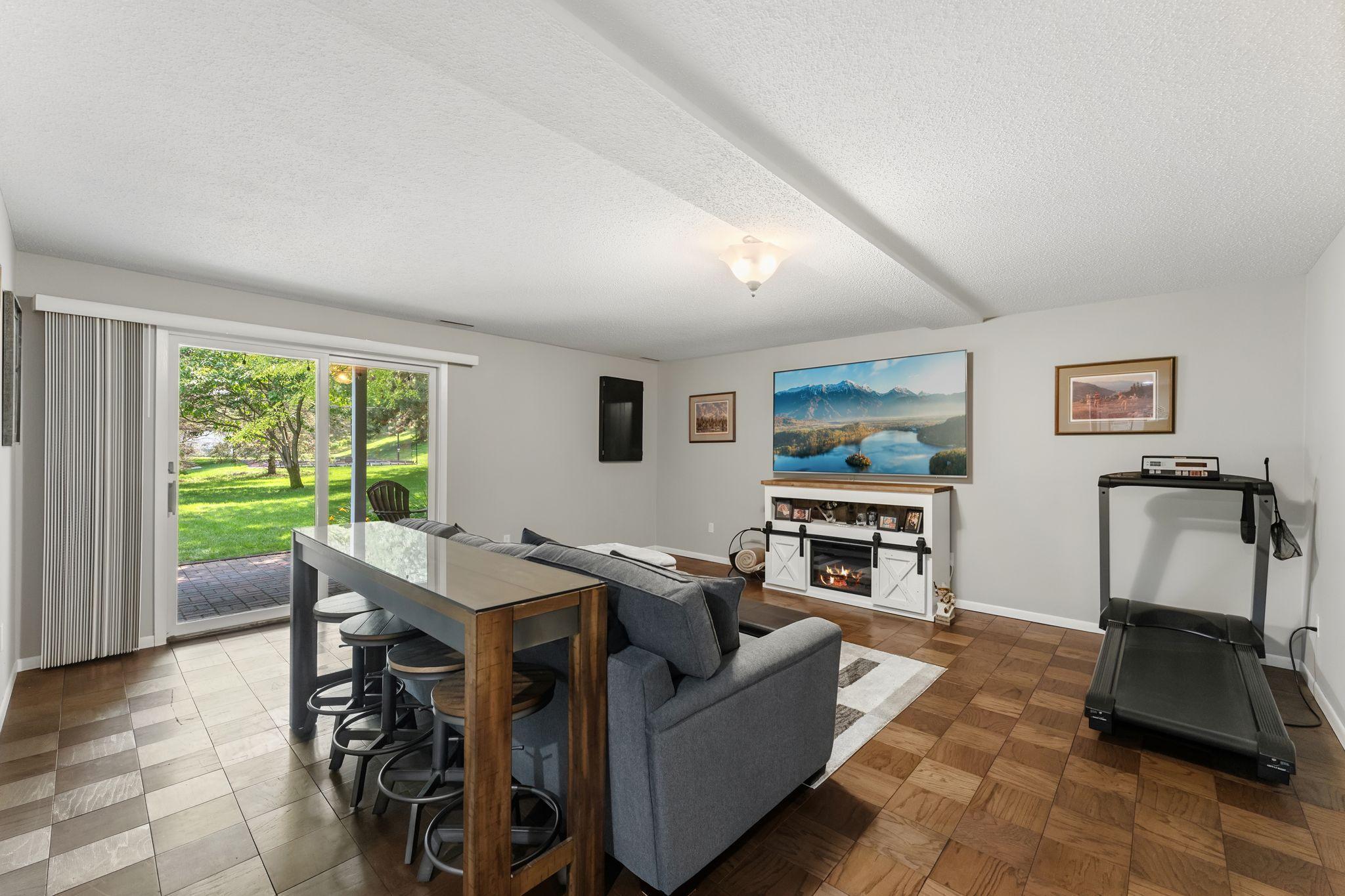 2nd image of 6435 Vernon Ave S, Minneapolis, MN 55436 | MLS# 7123142