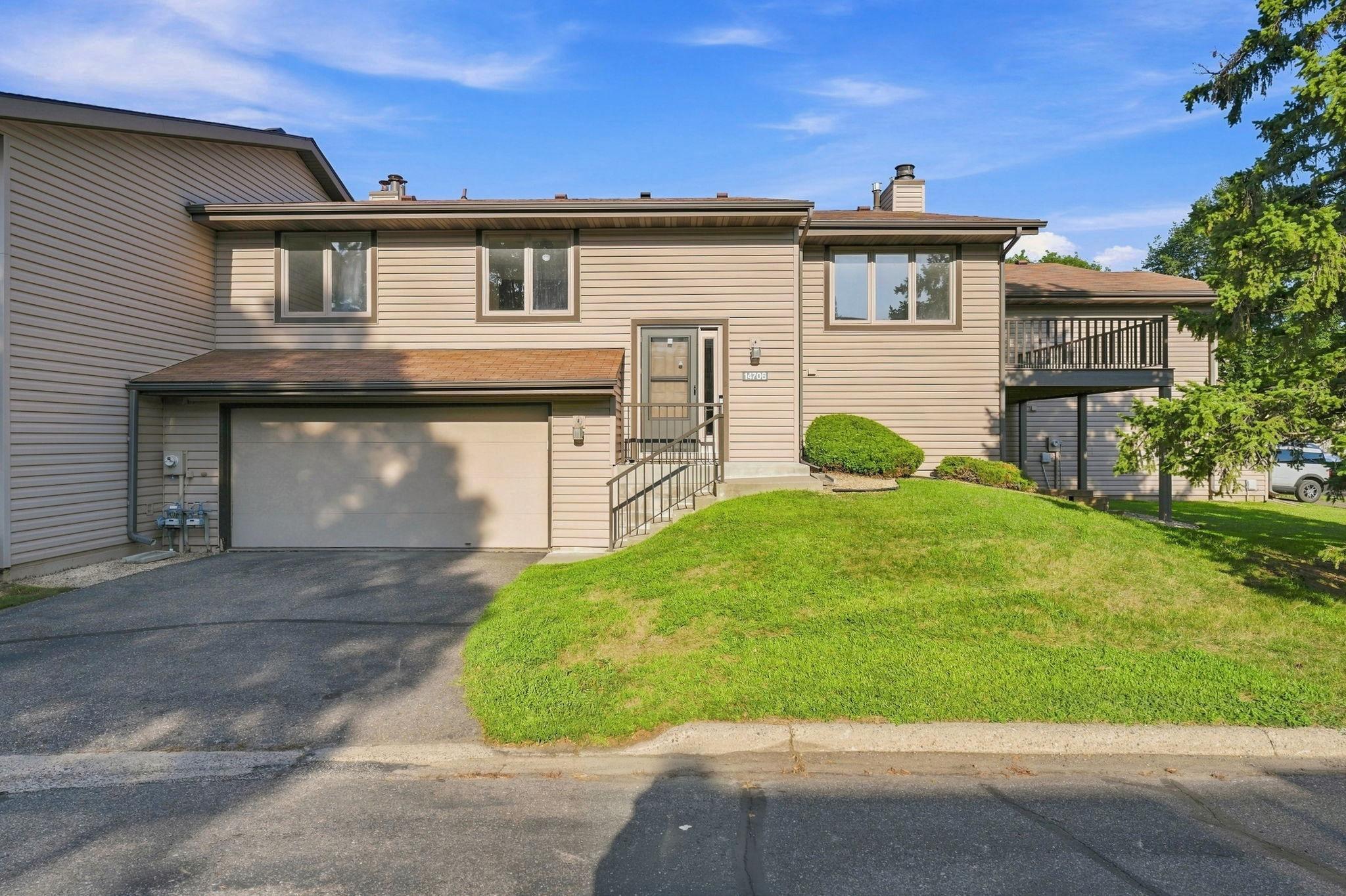 2nd image of 14708 Embry Path, Saint Paul, MN 55124 | MLS# 7123144