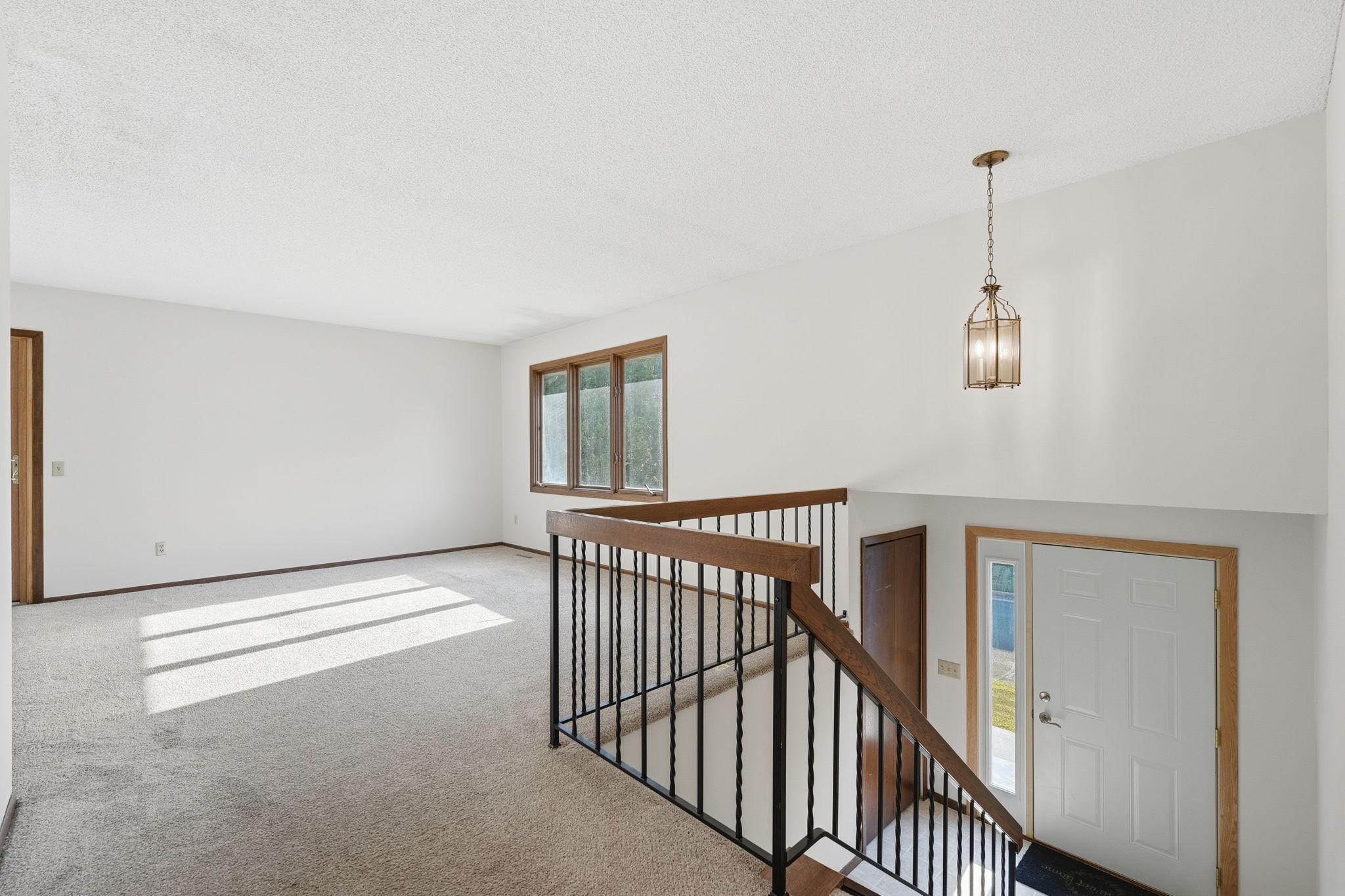 3rd image of 14708 Embry Path, Saint Paul, MN 55124 | MLS# 7123144