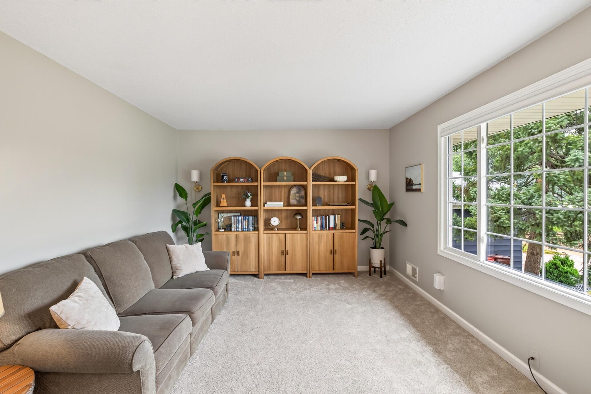 5th image of 7433 Columbia Ct, Saint Paul, MN 55125 | MLS# 7123146
